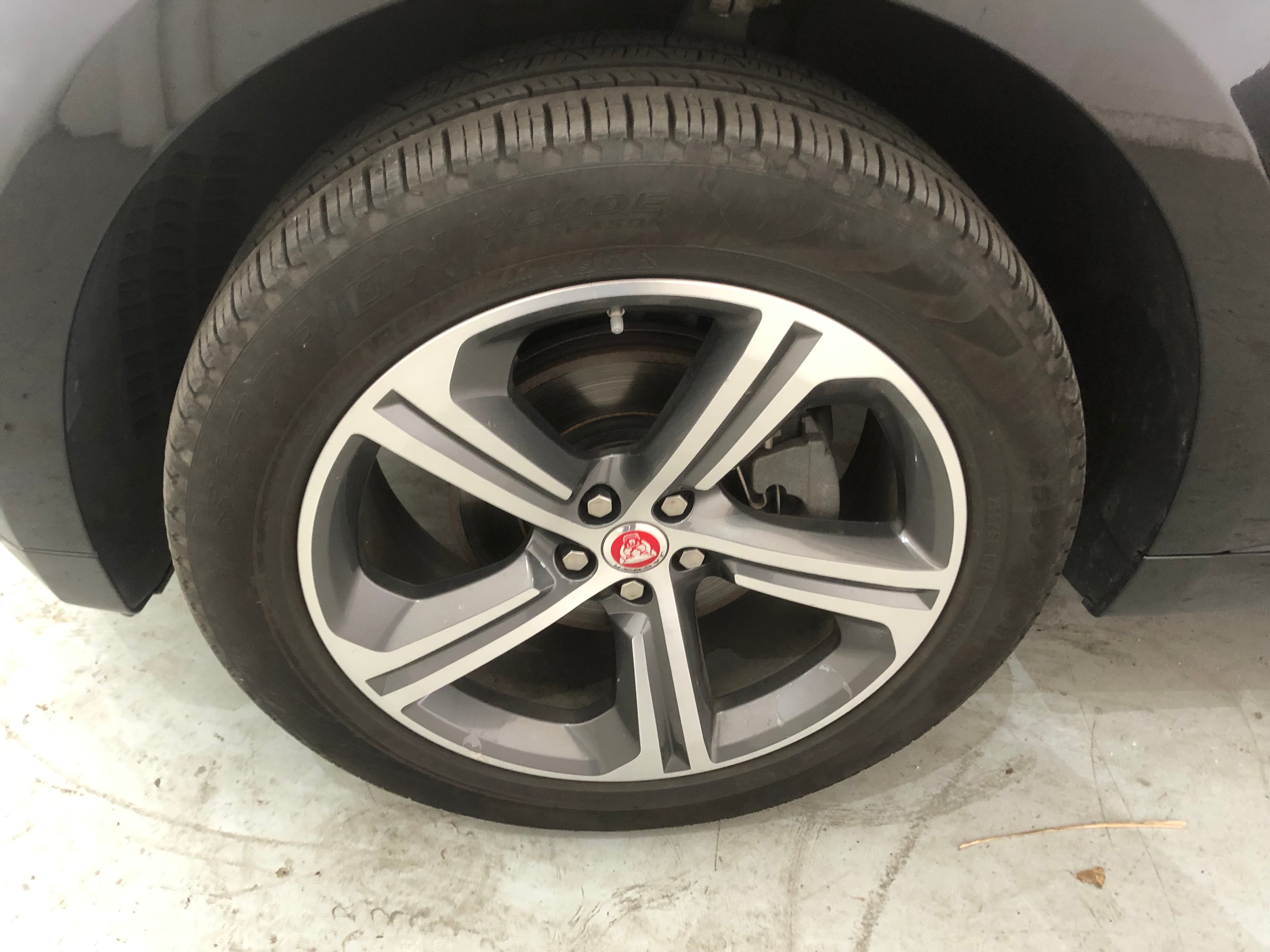 Jaguar F Pace 2.0 I4D · Ano 2016 — image 18