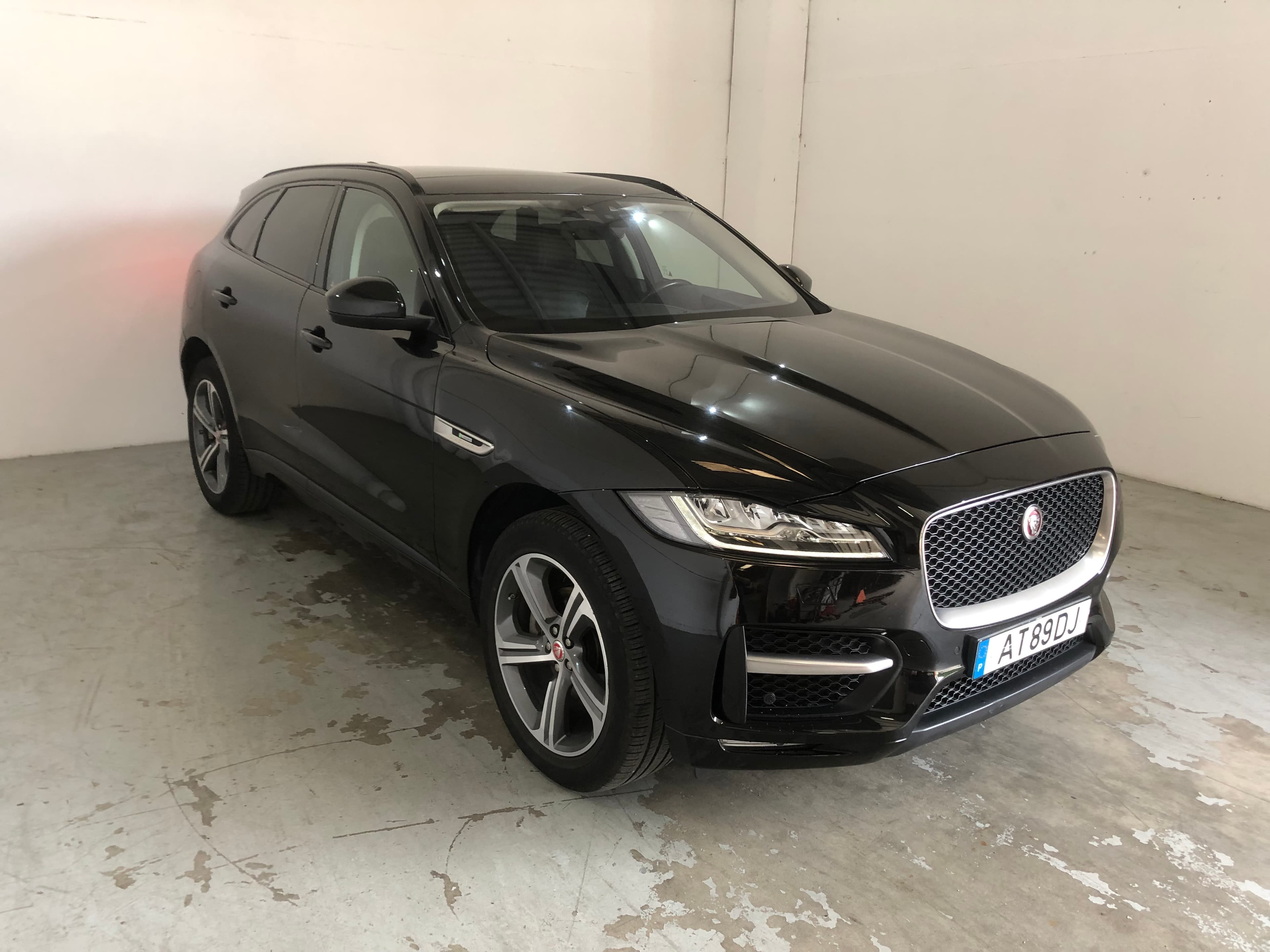 Jaguar F Pace 2.0 I4D · Ano 2016 — image 2