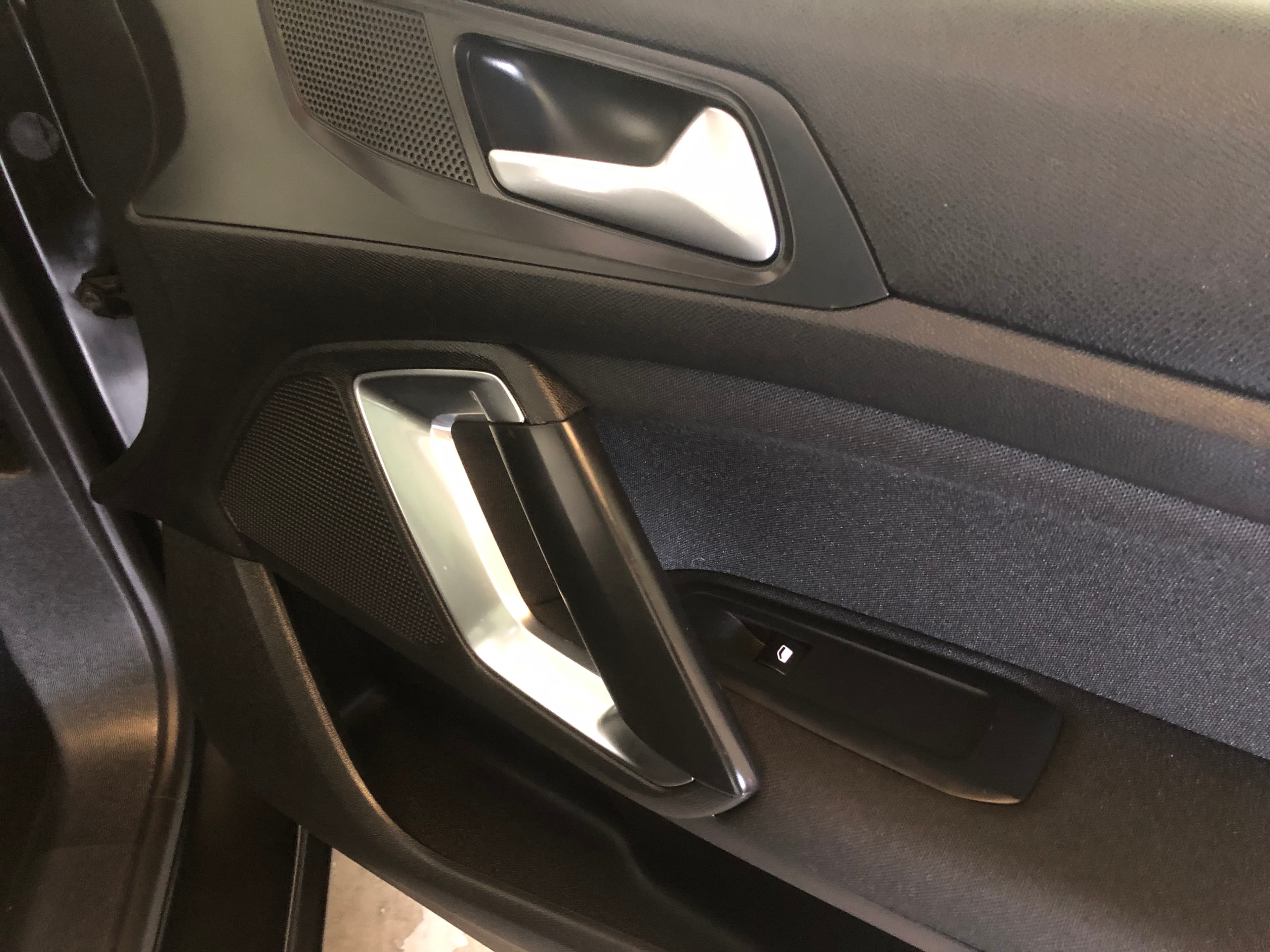 Peugeot 308 · Ano 2017 — imagen 23