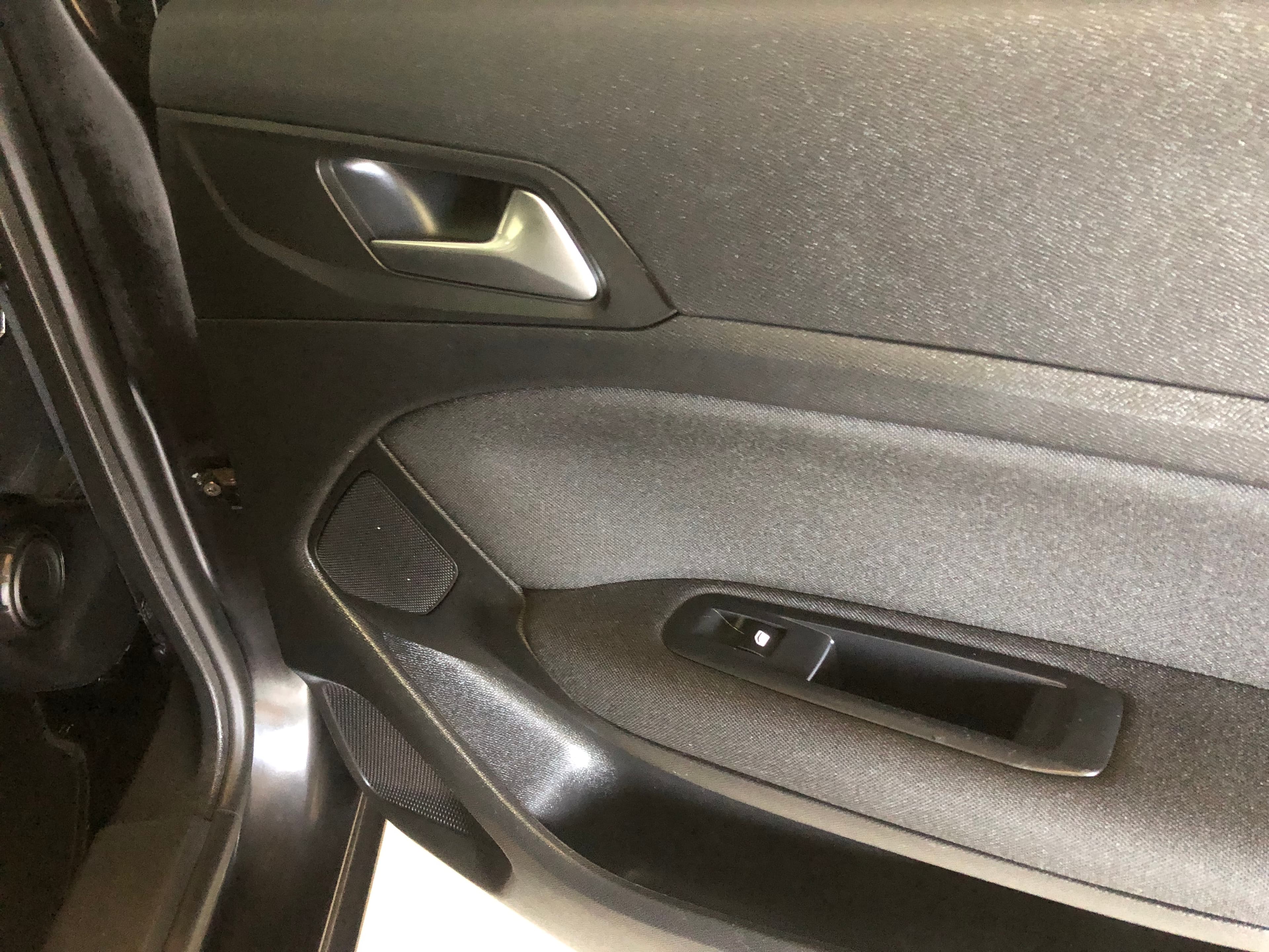 Peugeot 308 · Ano 2017 — imagen 20