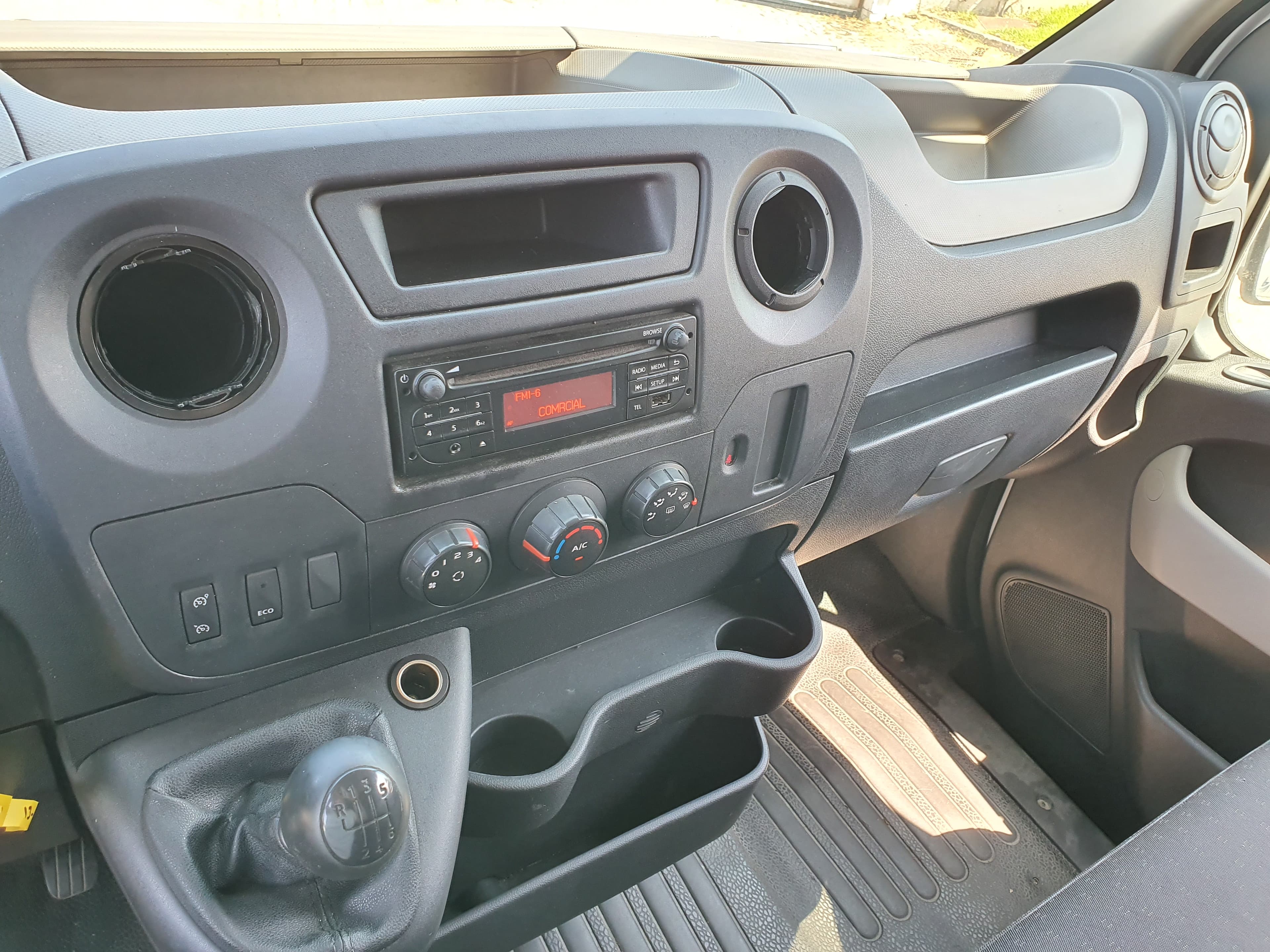 Opel Movano · Ano 2018 — image 39