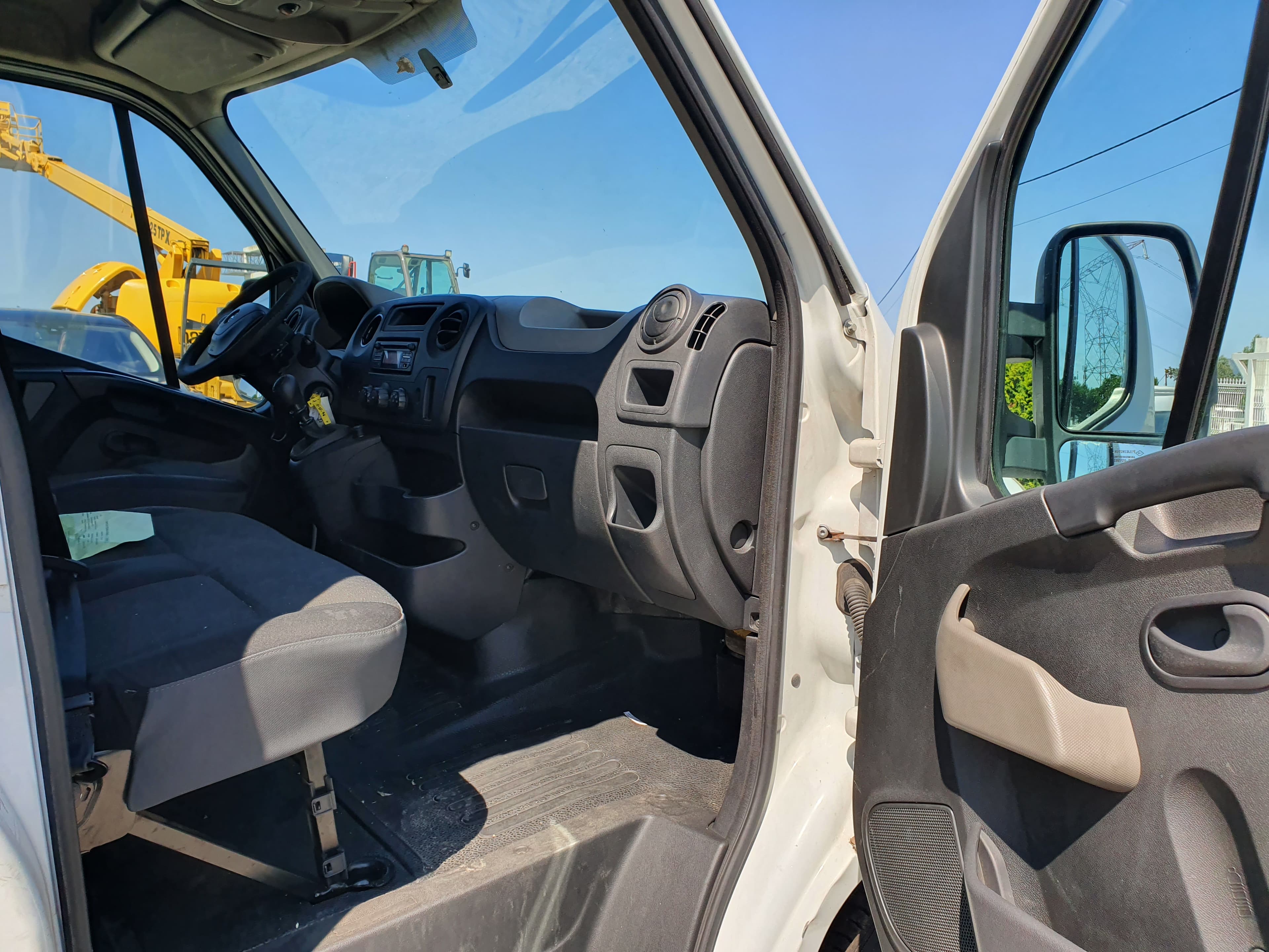 Opel Movano · Ano 2016 — imagen 22