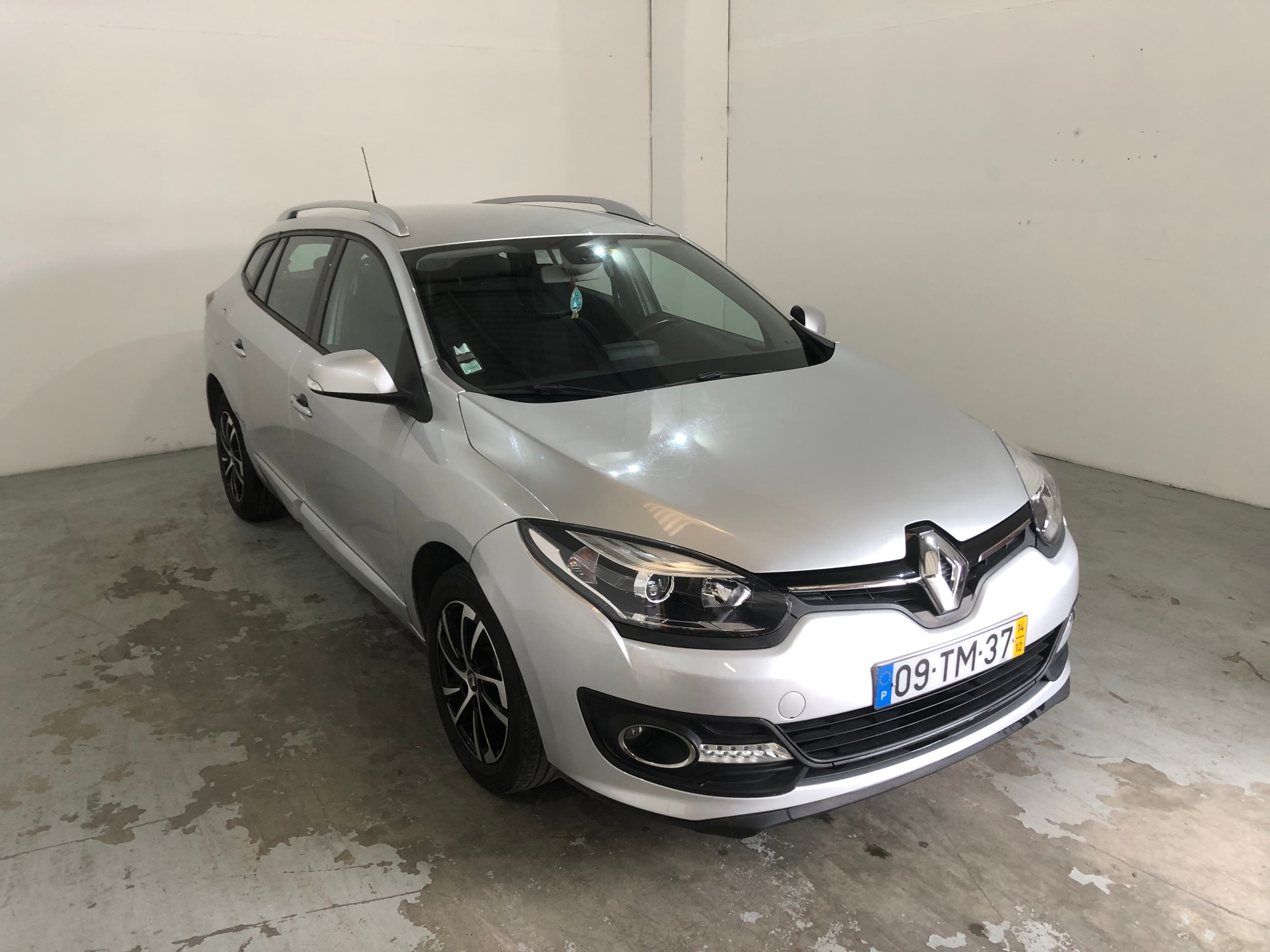 Renault Mégane · Ano 2014 — imagem 1