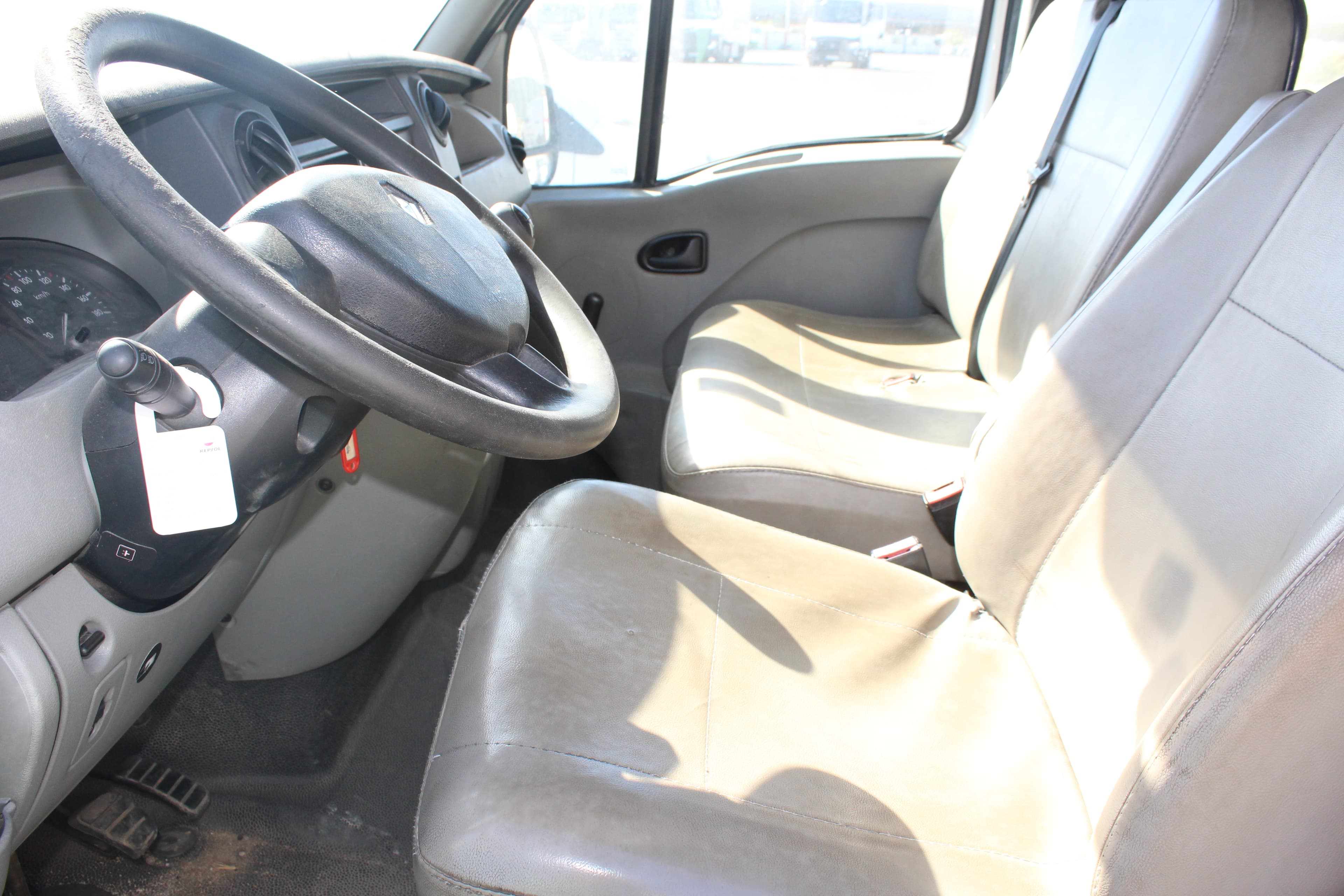 Renault Master 2.5 Dci — imagem 10