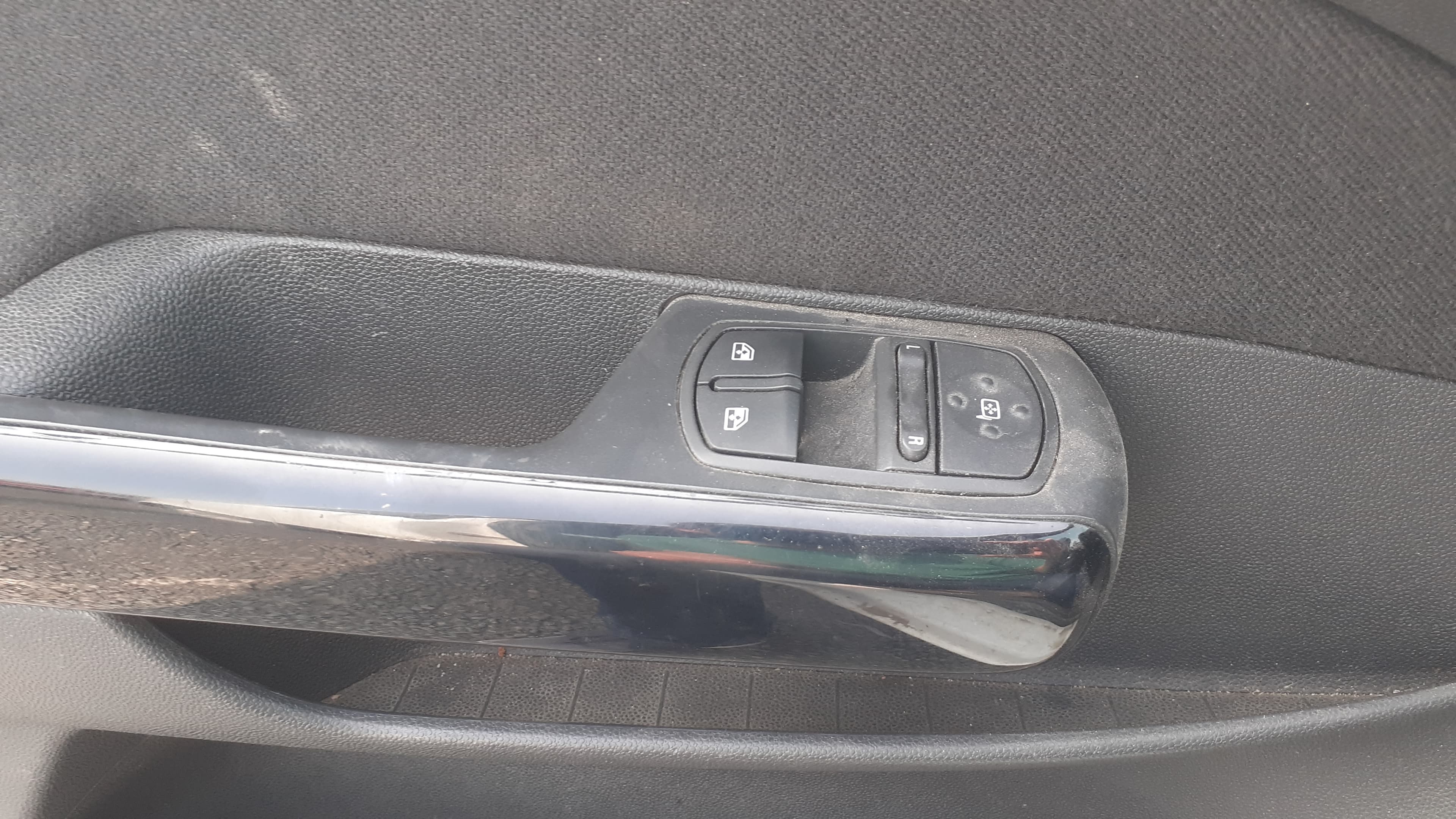 Opel Corsa 1.3 CDTI — imagem 13
