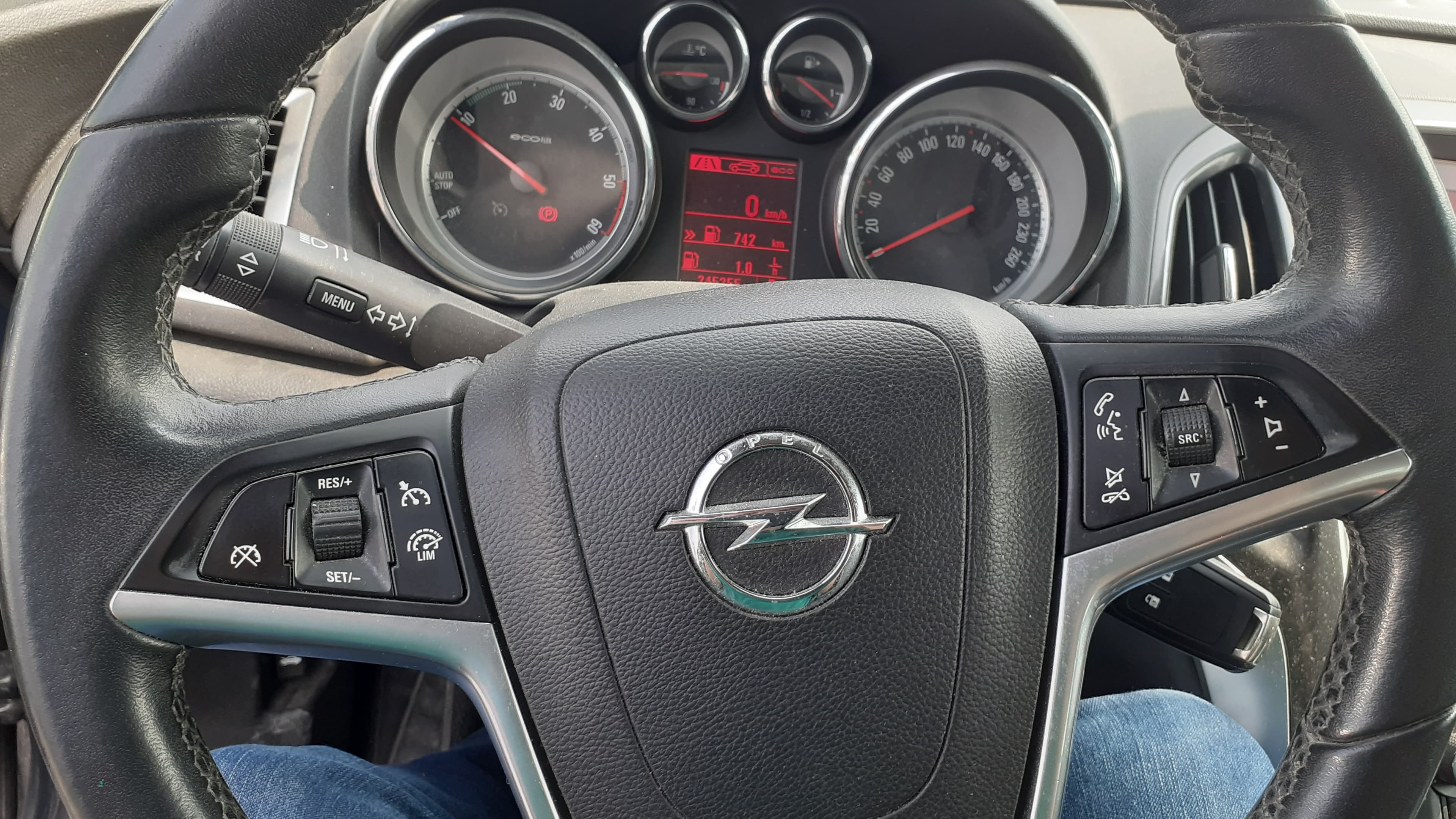 Opel Astra Cosmo Sports Tourer 1.7Cdti — imagen 18
