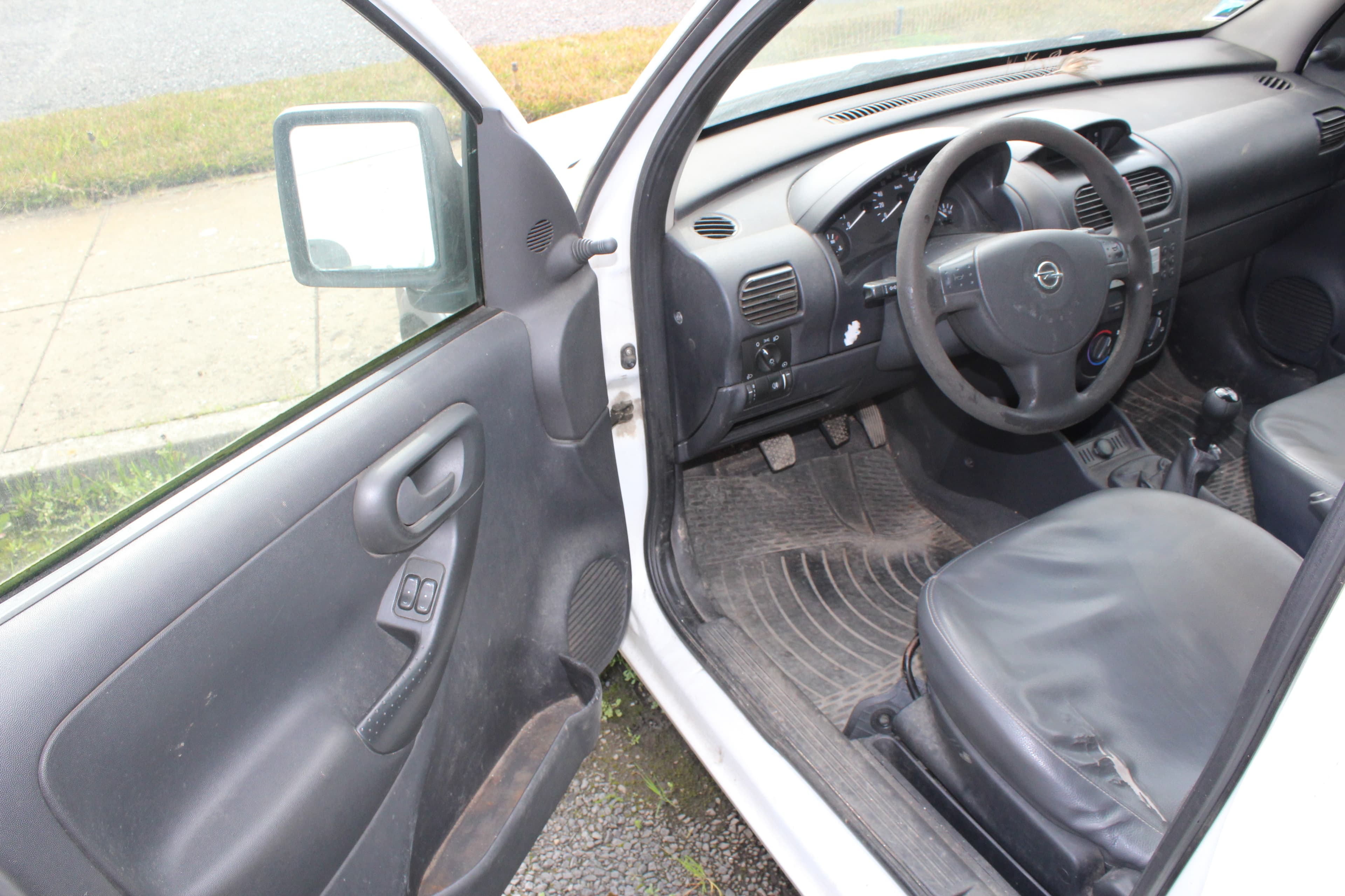 Opel Combo 1.3 Cdti Van — imagen 9