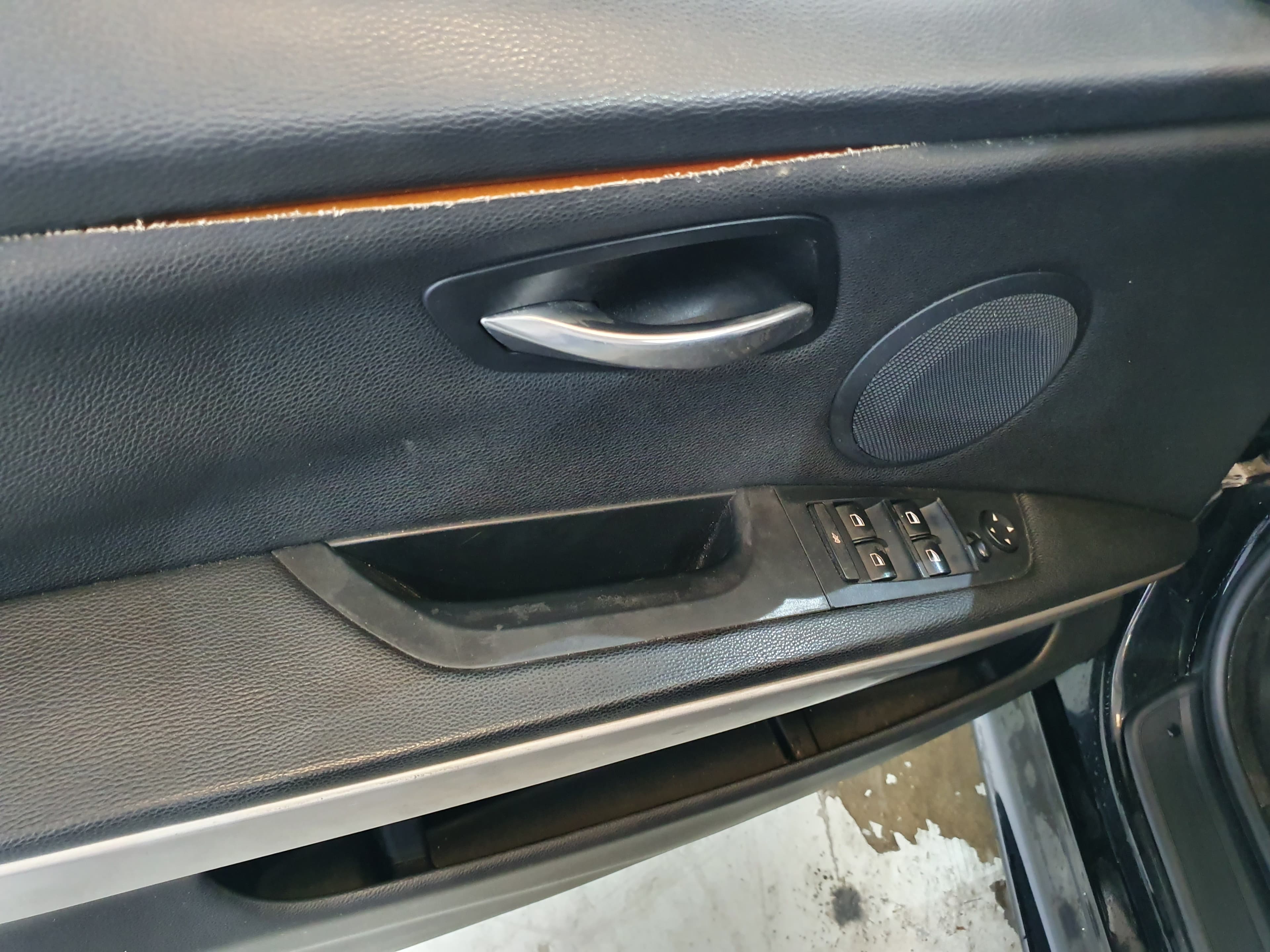 BMW 320D · Ano 2008 — imagen 29