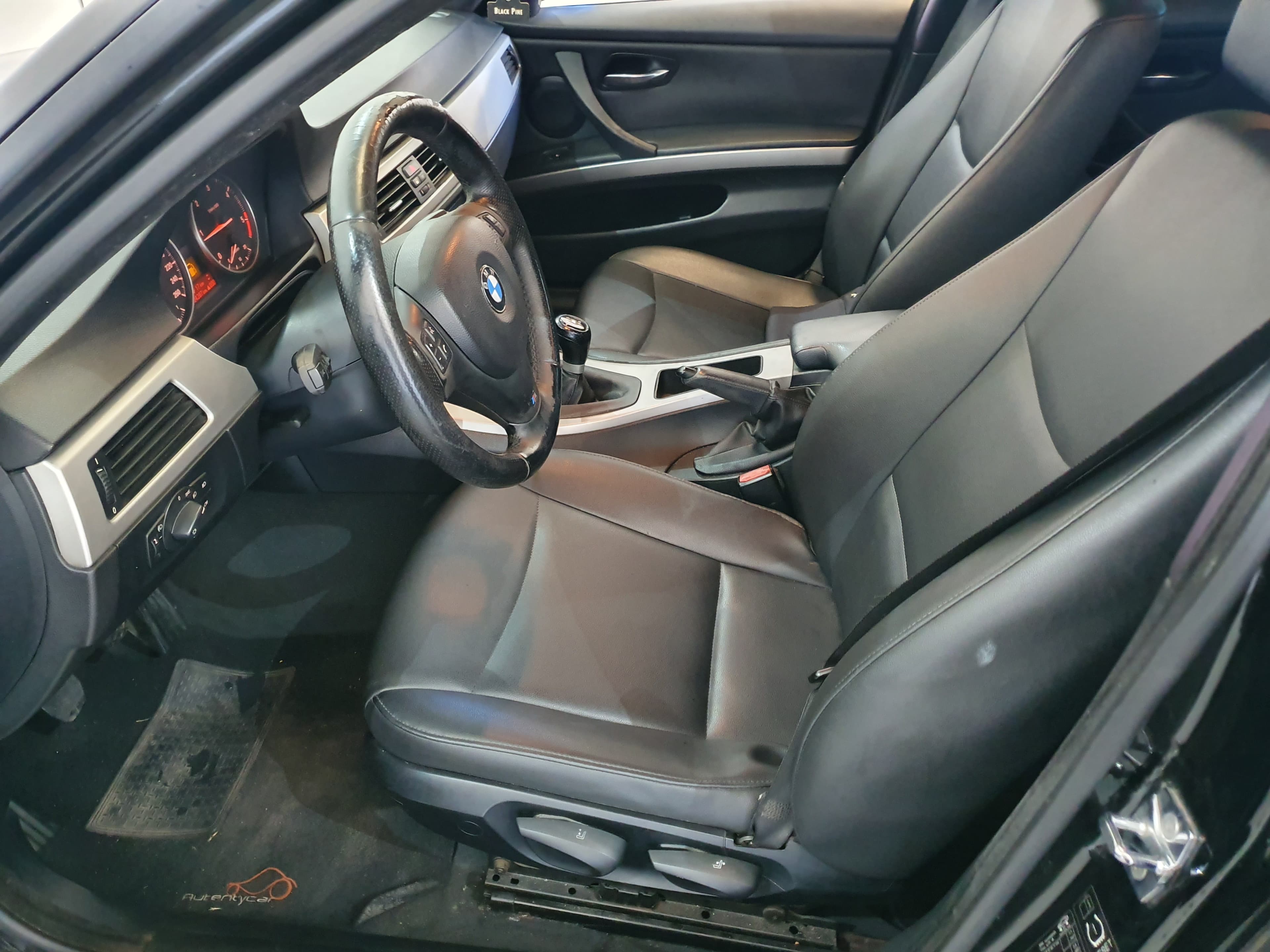 BMW 320D · Ano 2008 — imagen 30