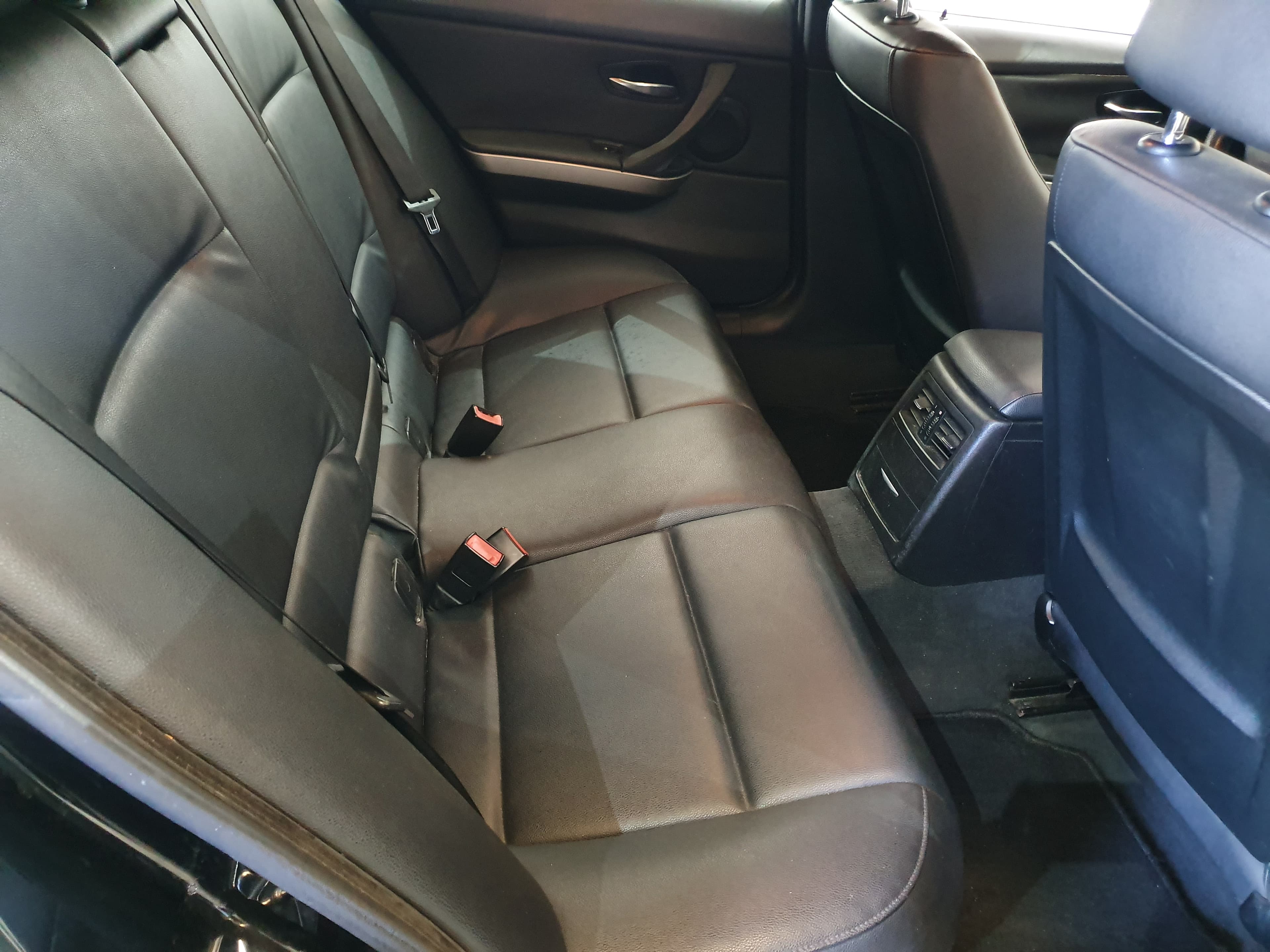 BMW 320D · Ano 2008 — imagen 21