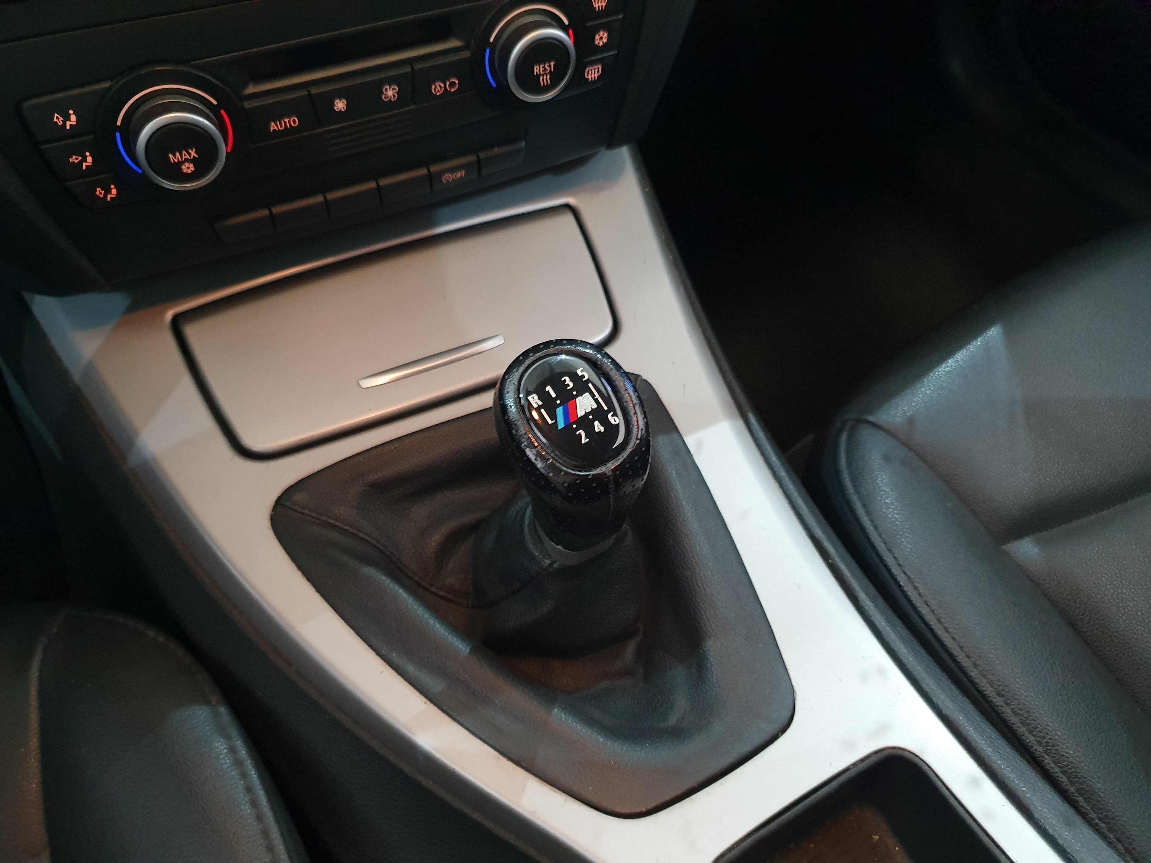 BMW 320D · Ano 2008 — imagen 35