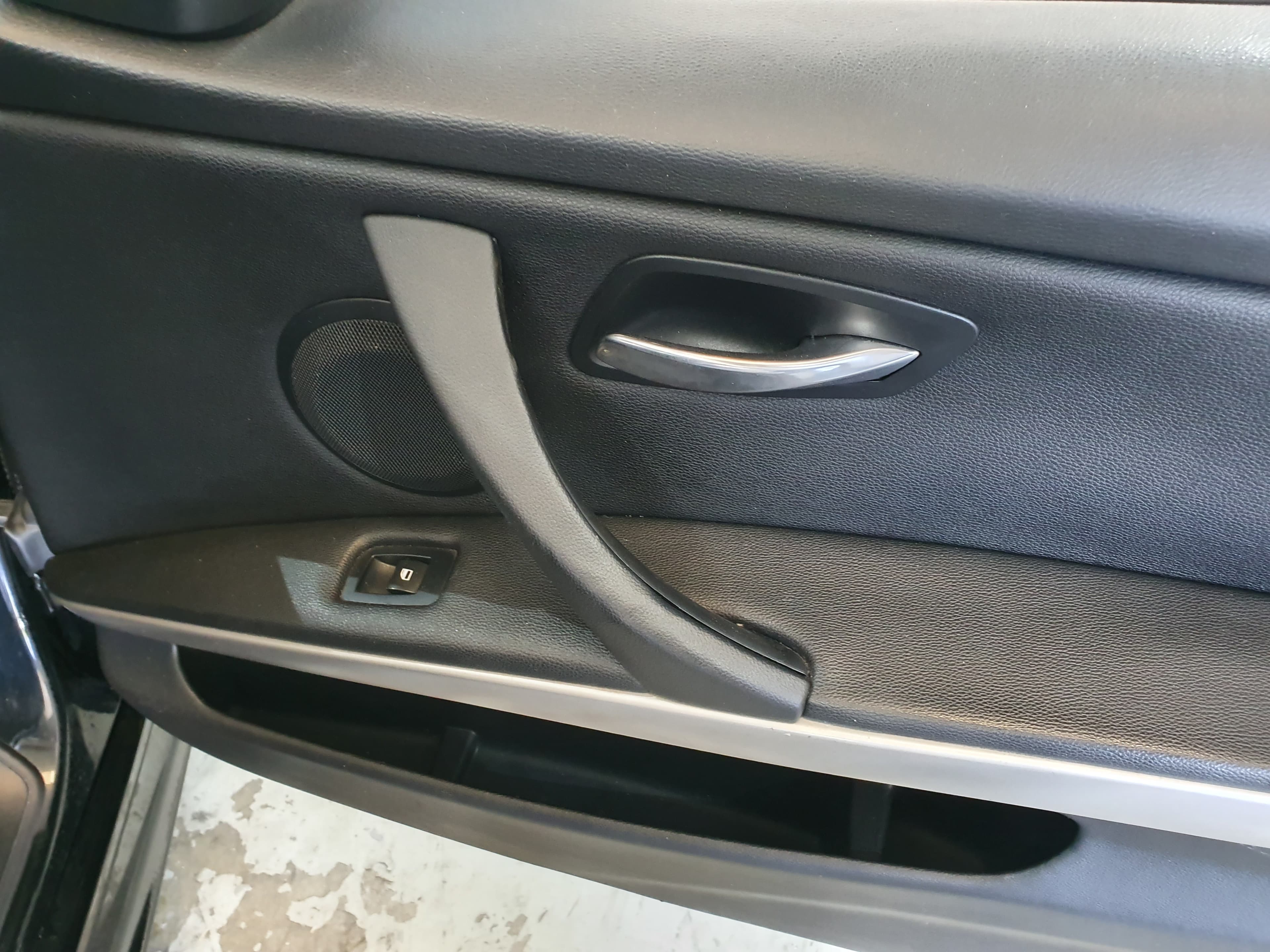 BMW 320D · Ano 2008 — imagen 23