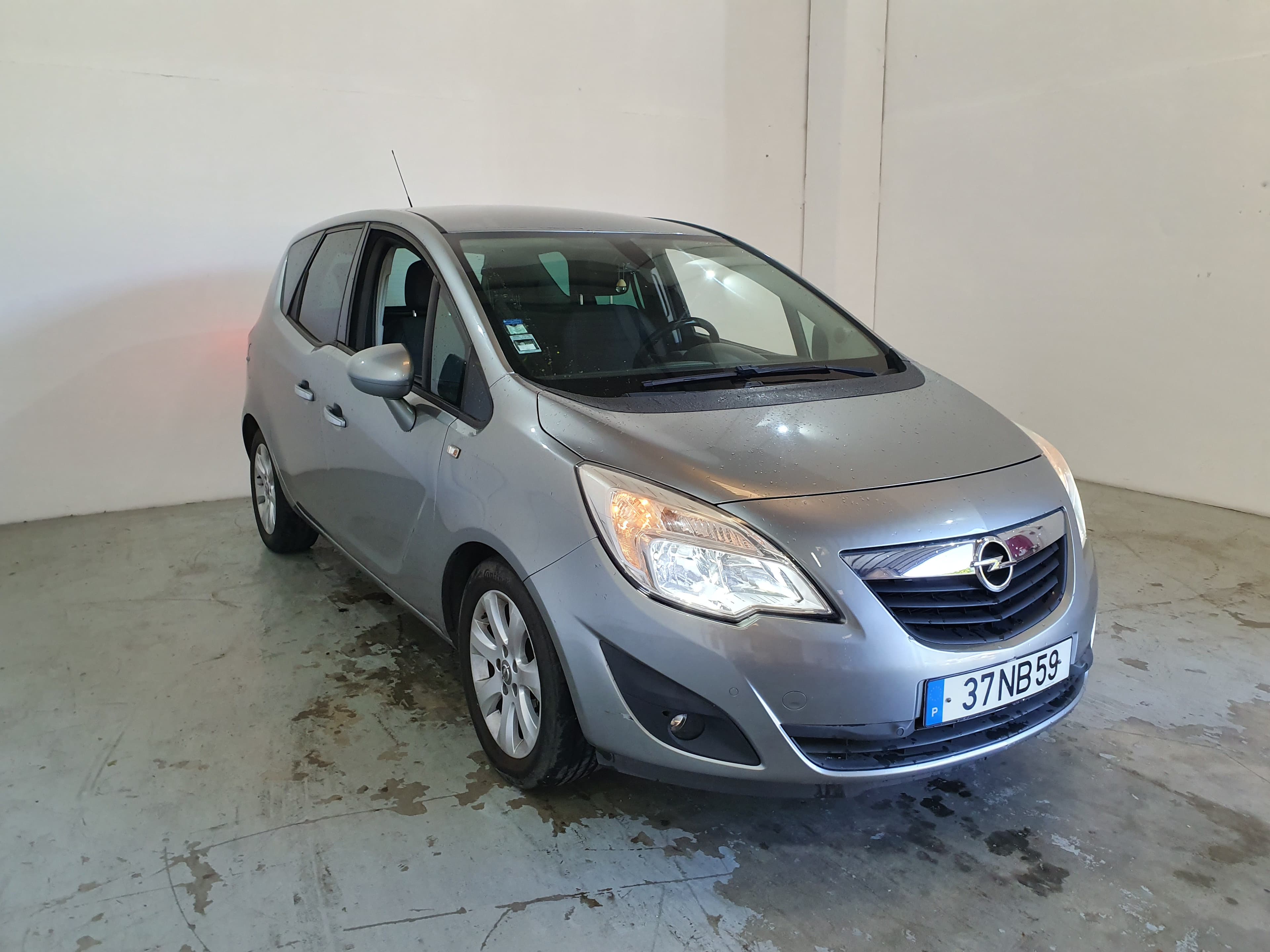Opel Meriva · Ano 2012 — imagem 3