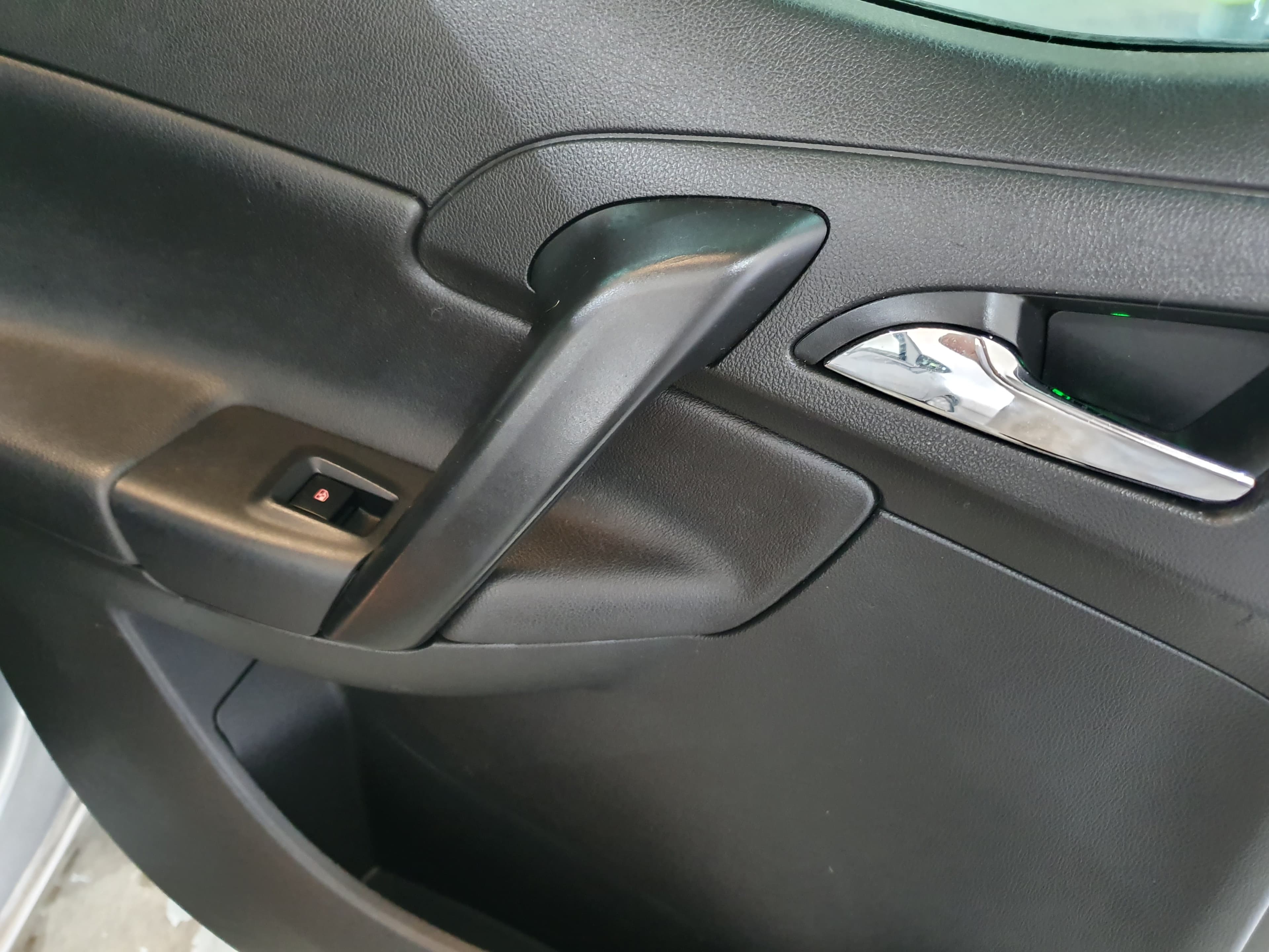 Opel Meriva · Ano 2012 — imagem 26