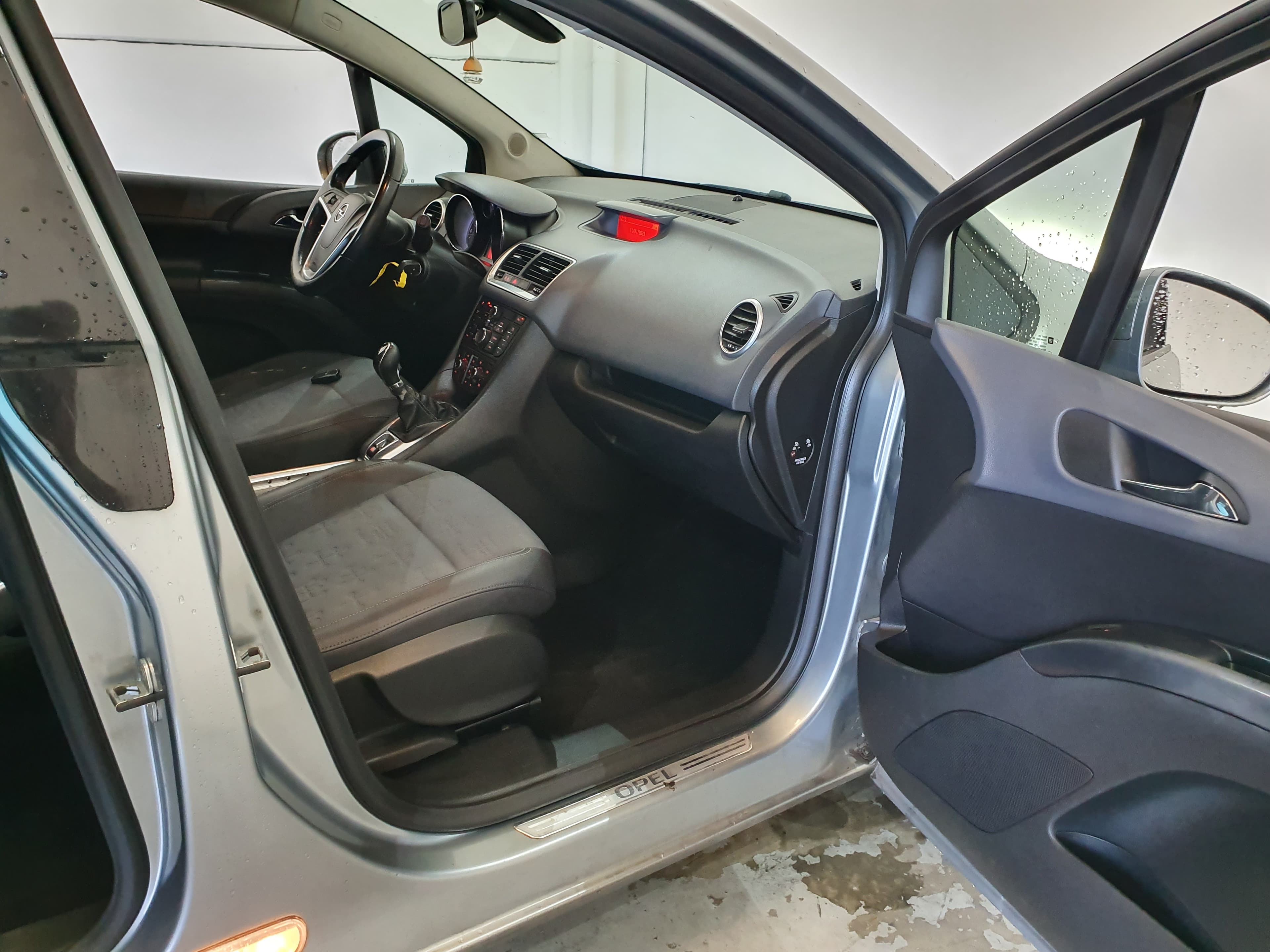 Opel Meriva · Ano 2012 — imagem 22