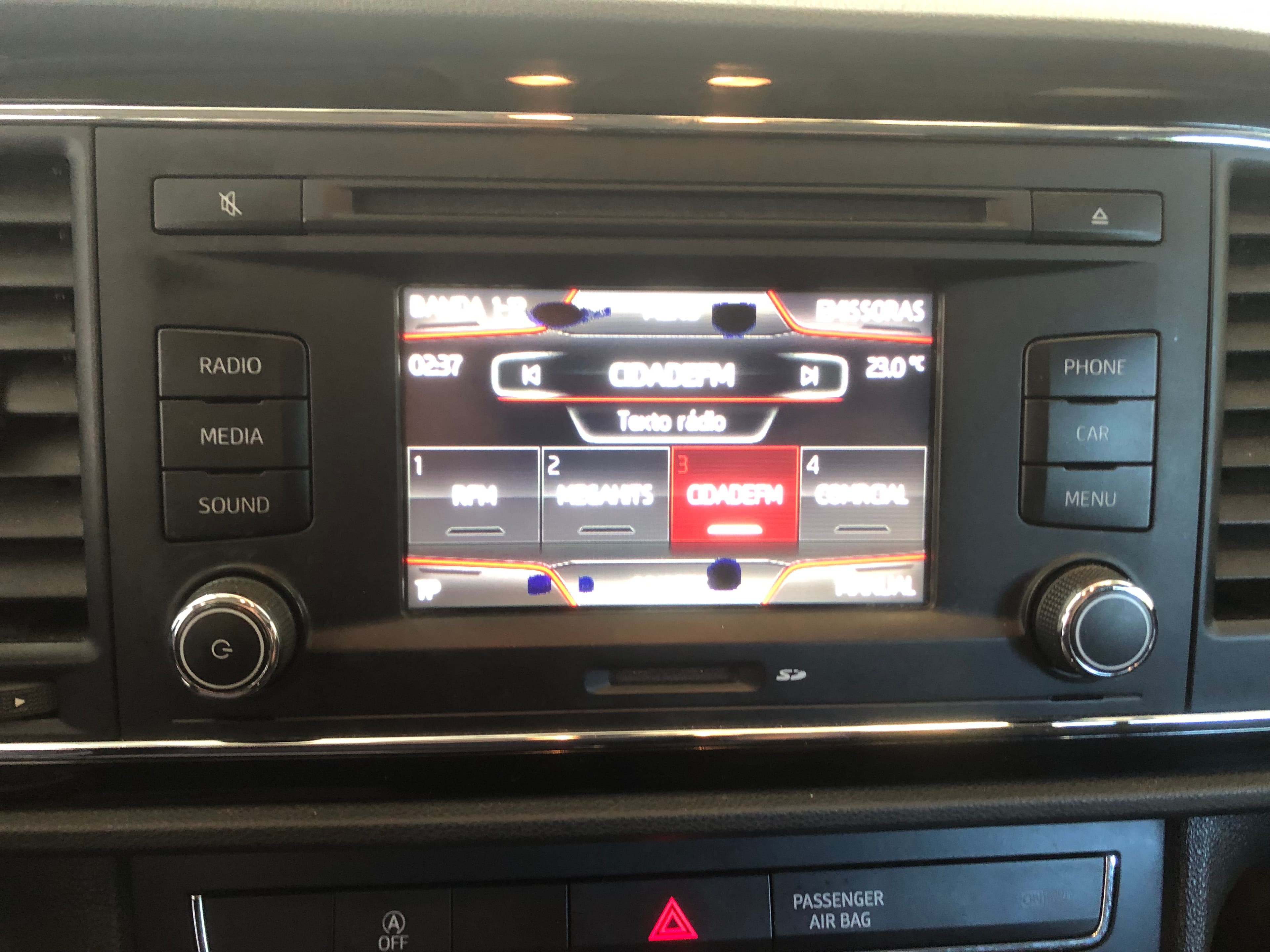Seat Leon TDI · Ano 2014 — imagem 37