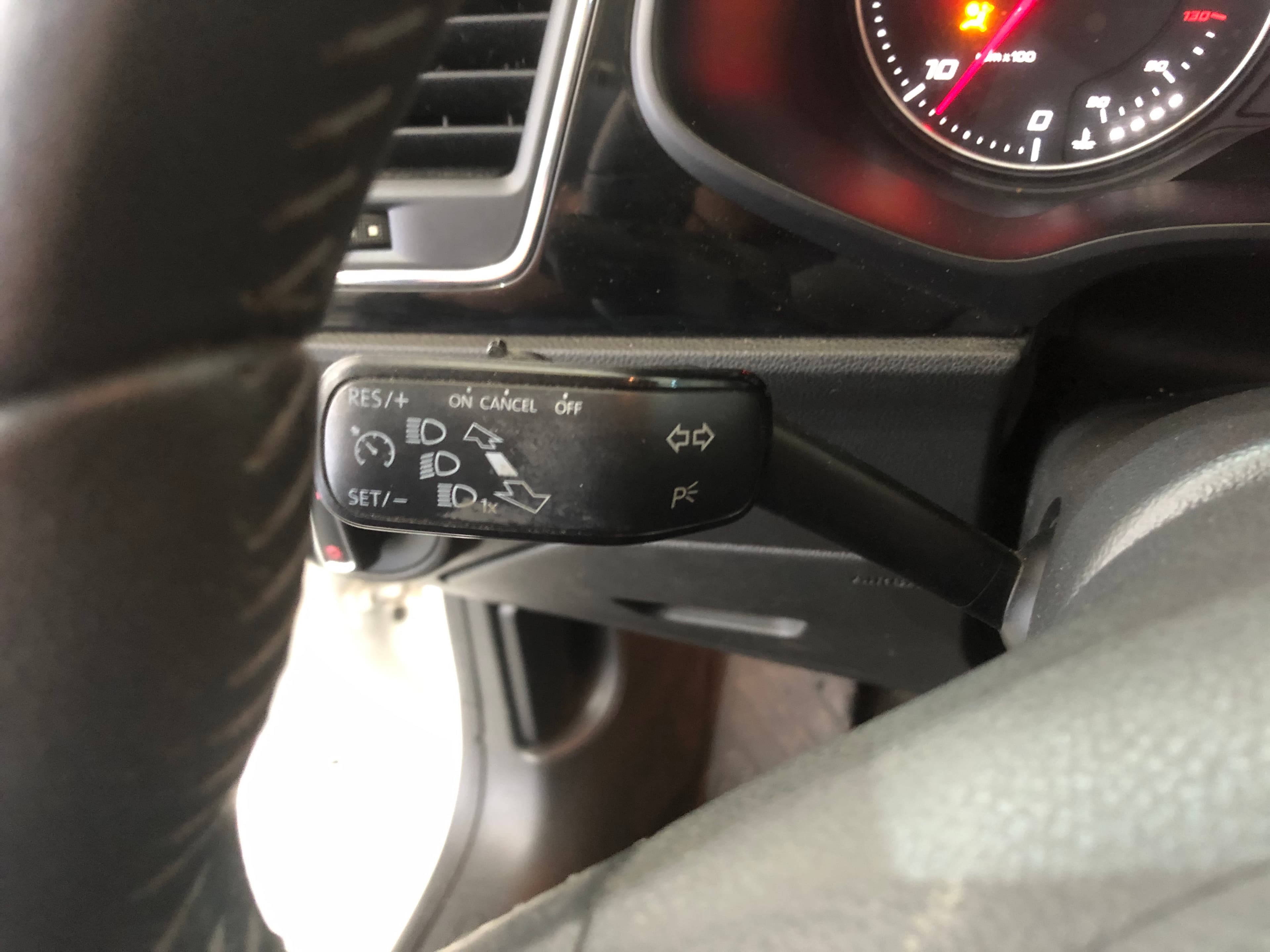 Seat Leon TDI · Ano 2014 — imagem 30