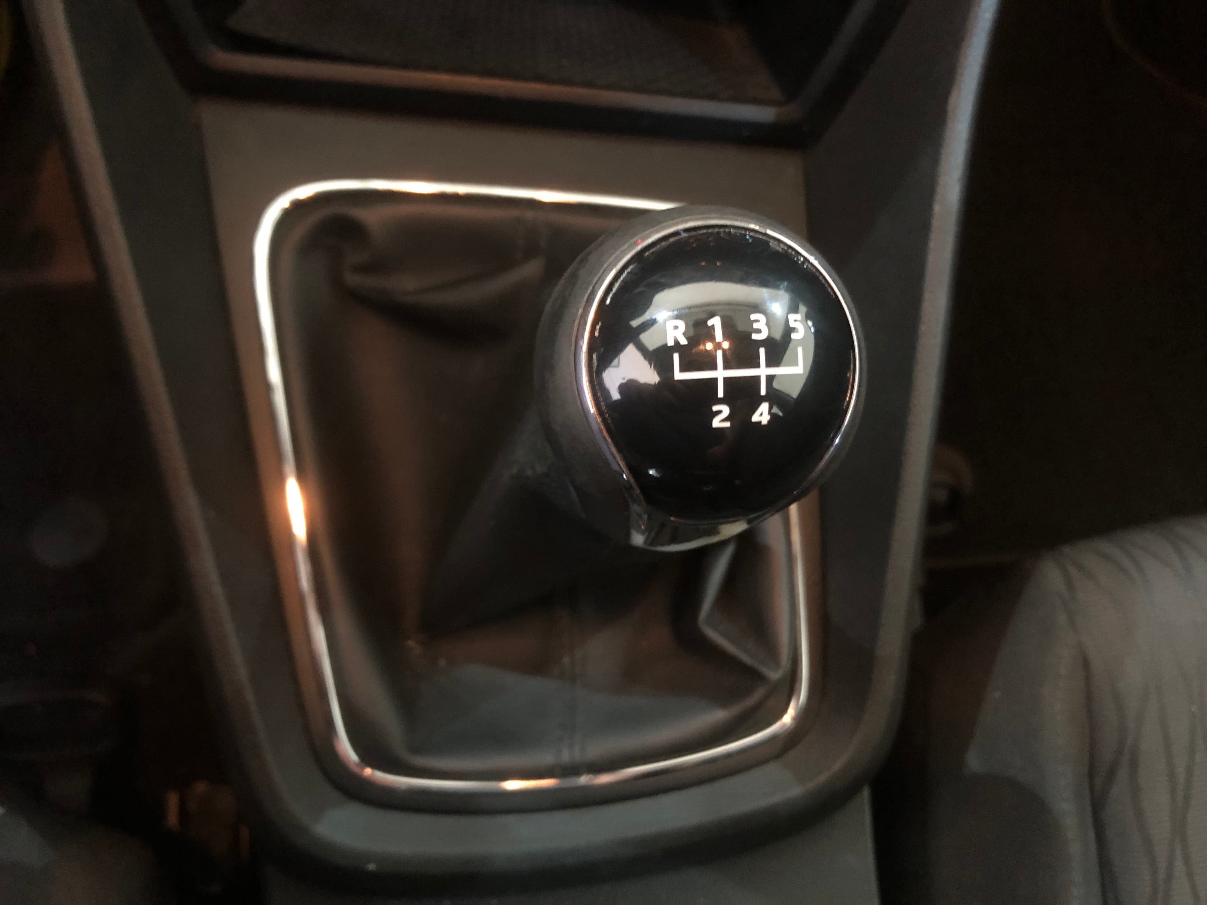 Seat Leon TDI · Ano 2014 — imagem 40