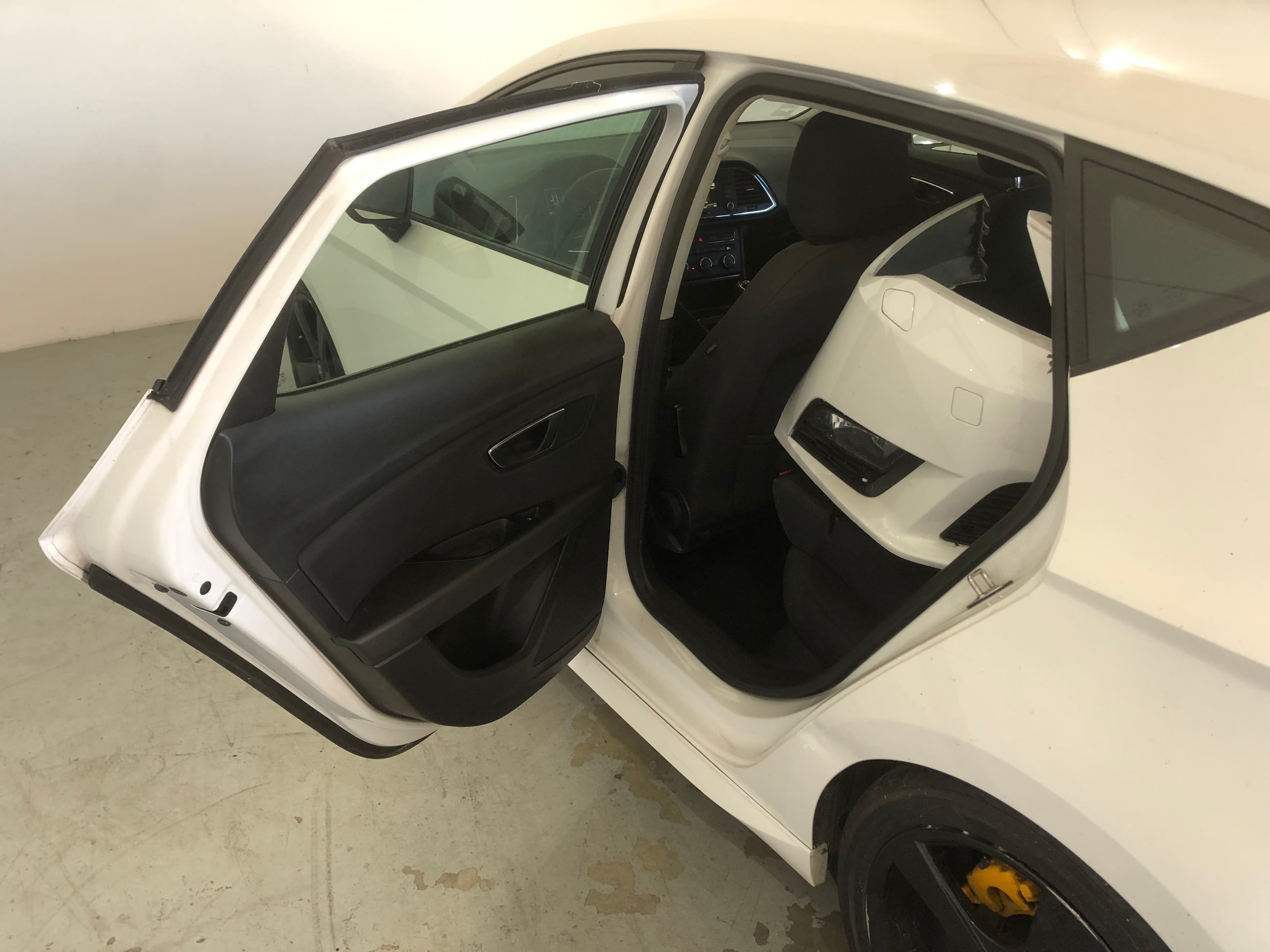Seat Leon TDI · Ano 2014 — imagem 19