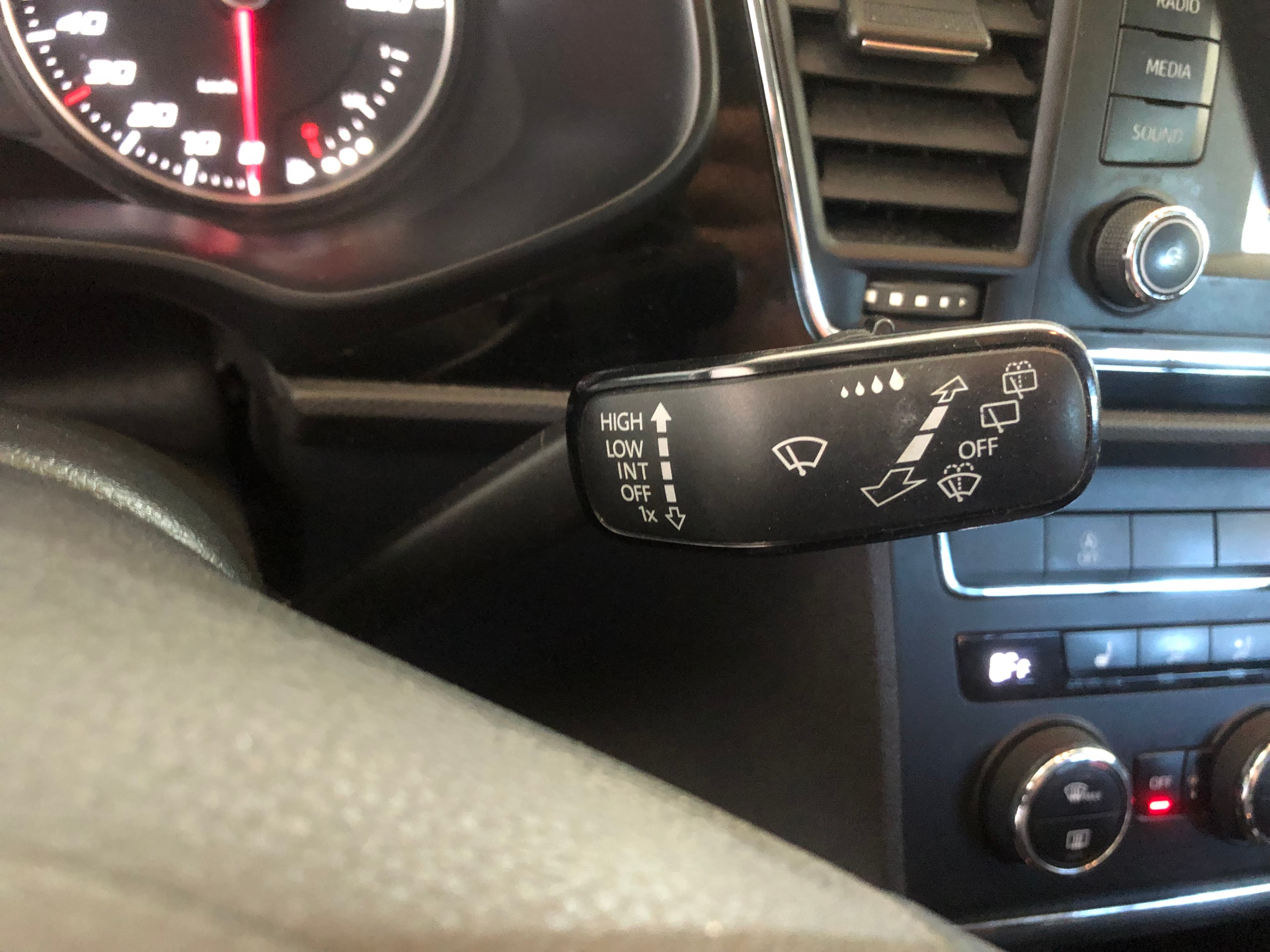 Seat Leon TDI · Ano 2014 — imagem 31