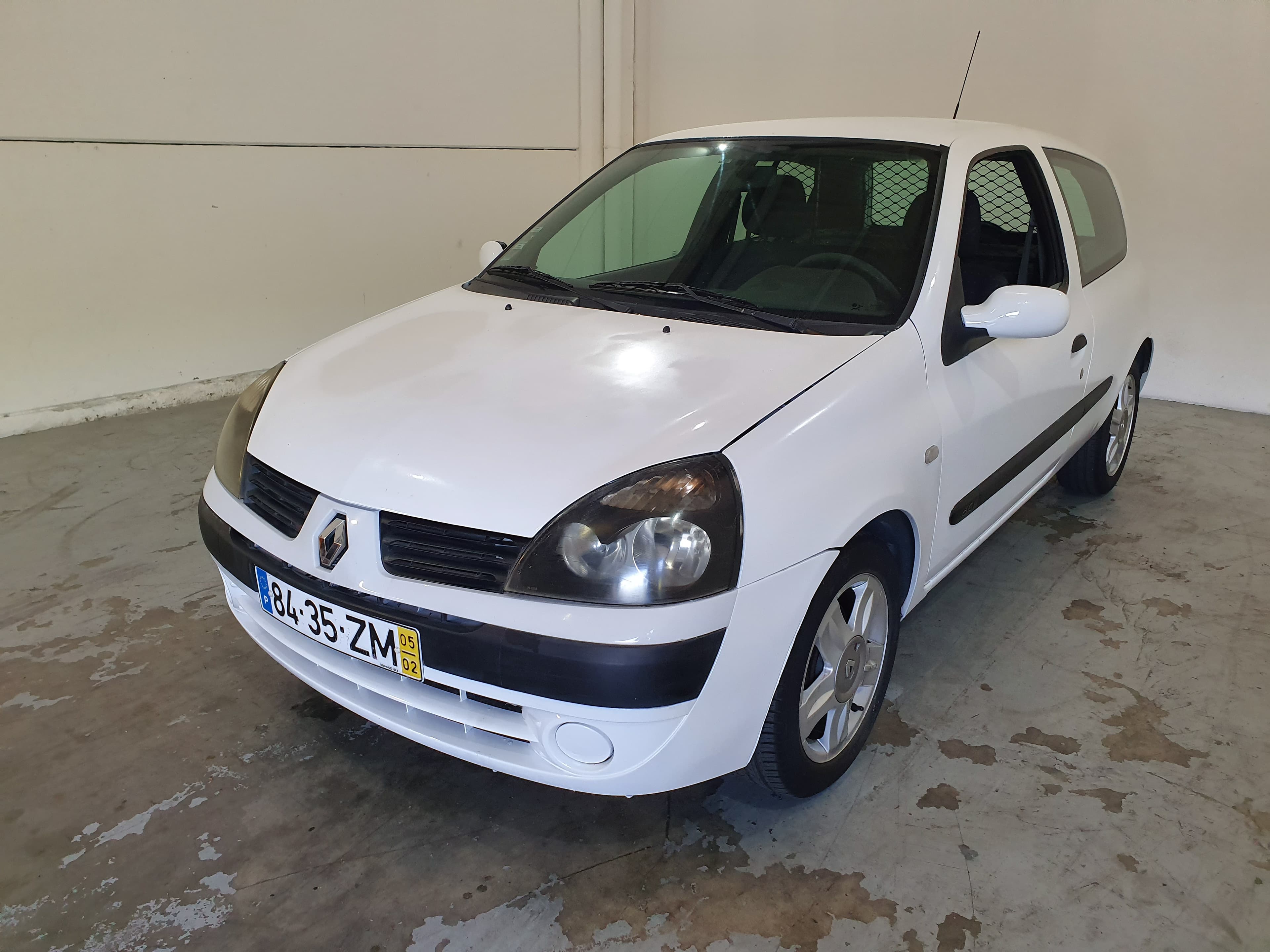 Renault Clio · Ano 2005 — imagen 1