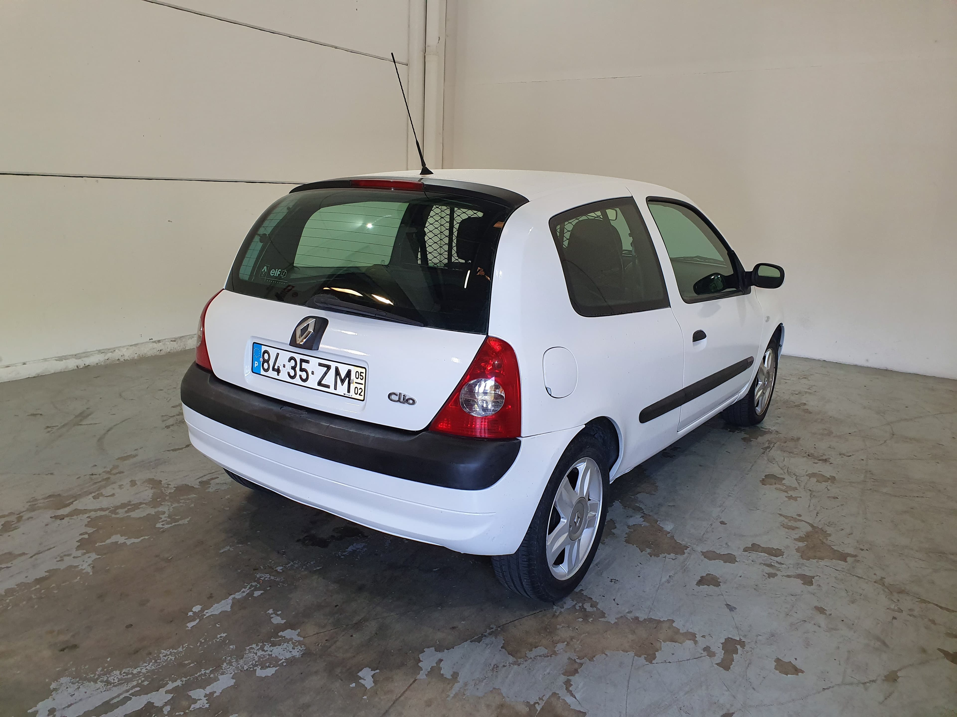 Renault Clio · Ano 2005 — imagen 6