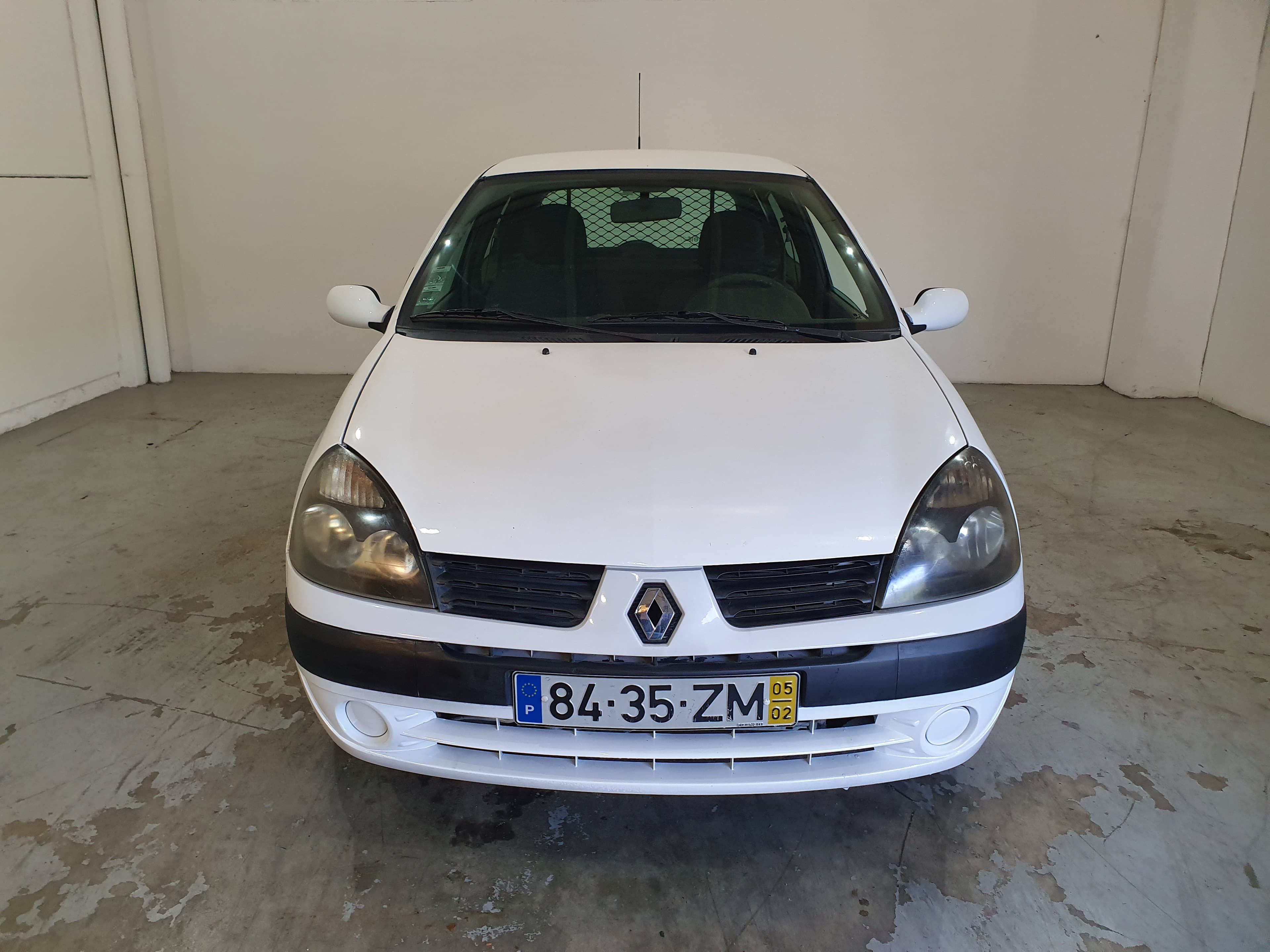 Renault Clio · Ano 2005 — imagen 2