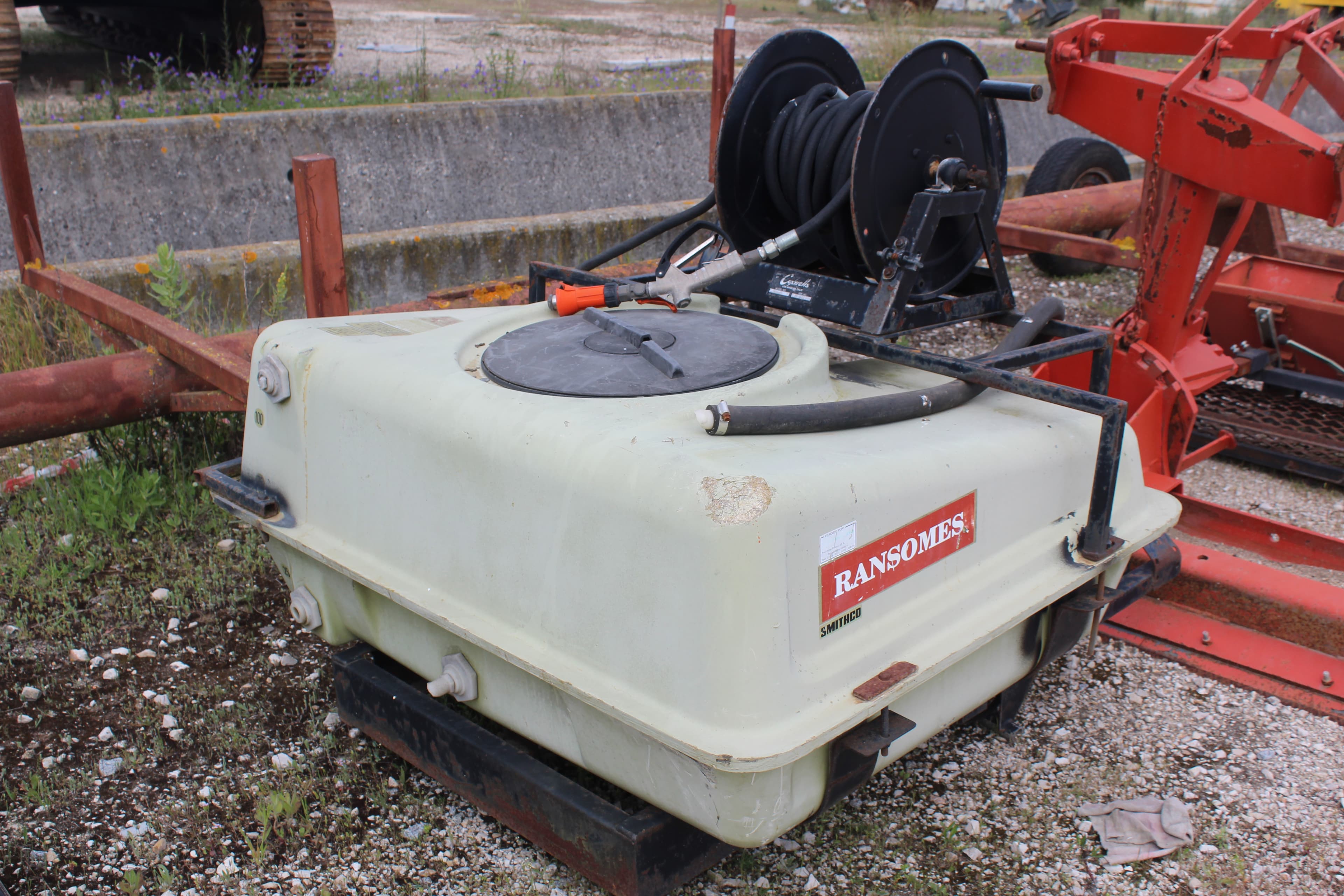 Sprayer — image 2