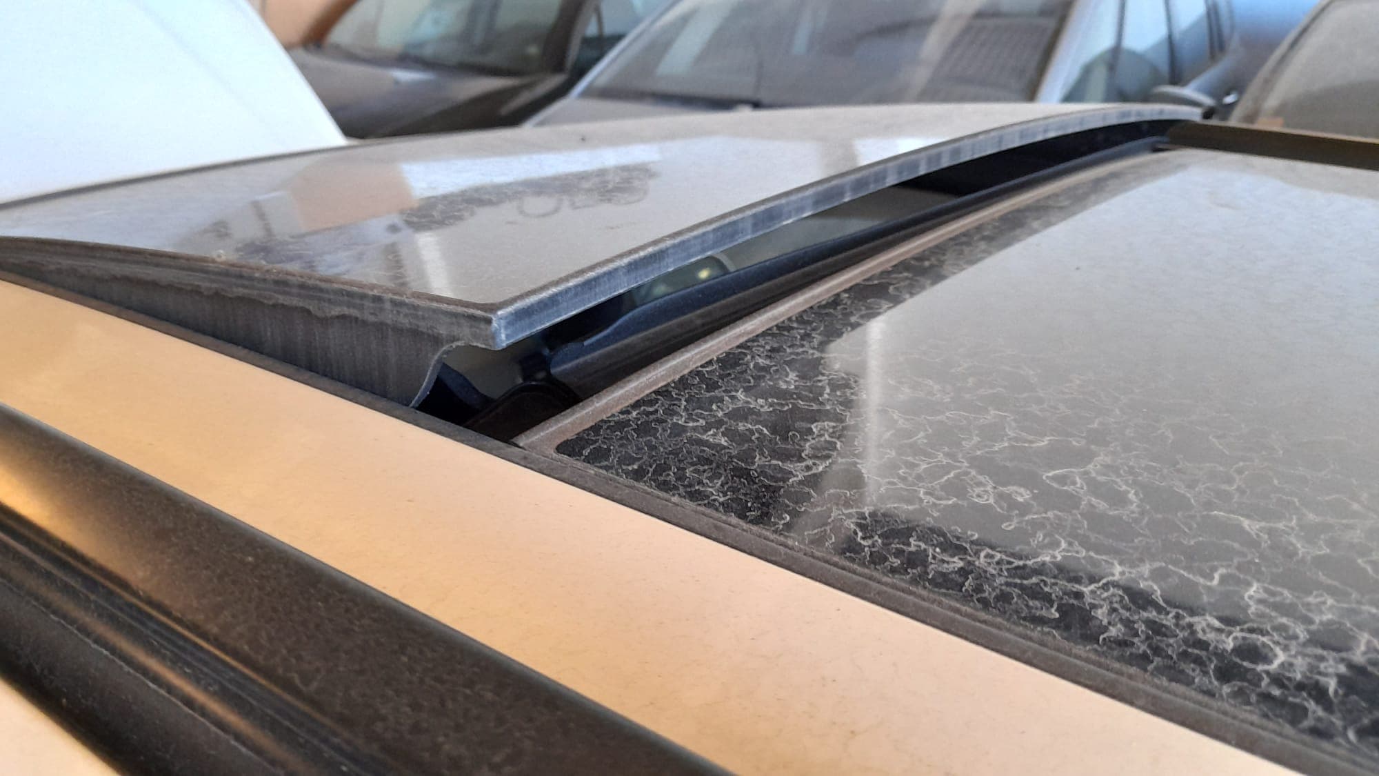 BMW 318D · Ano 2015 — image 13