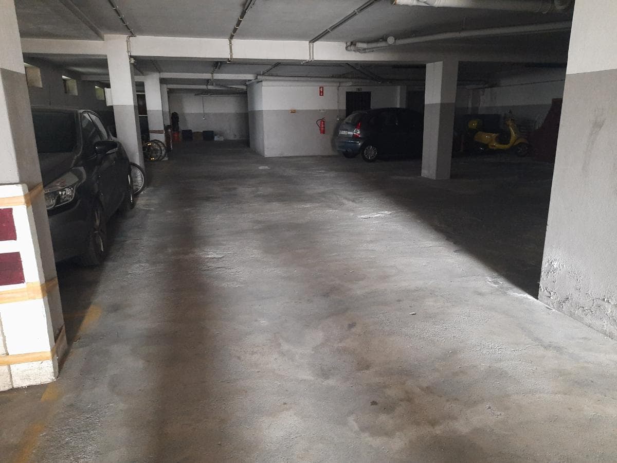 Lugar de Garagem · Vila Nova de Gaia — imagem 3