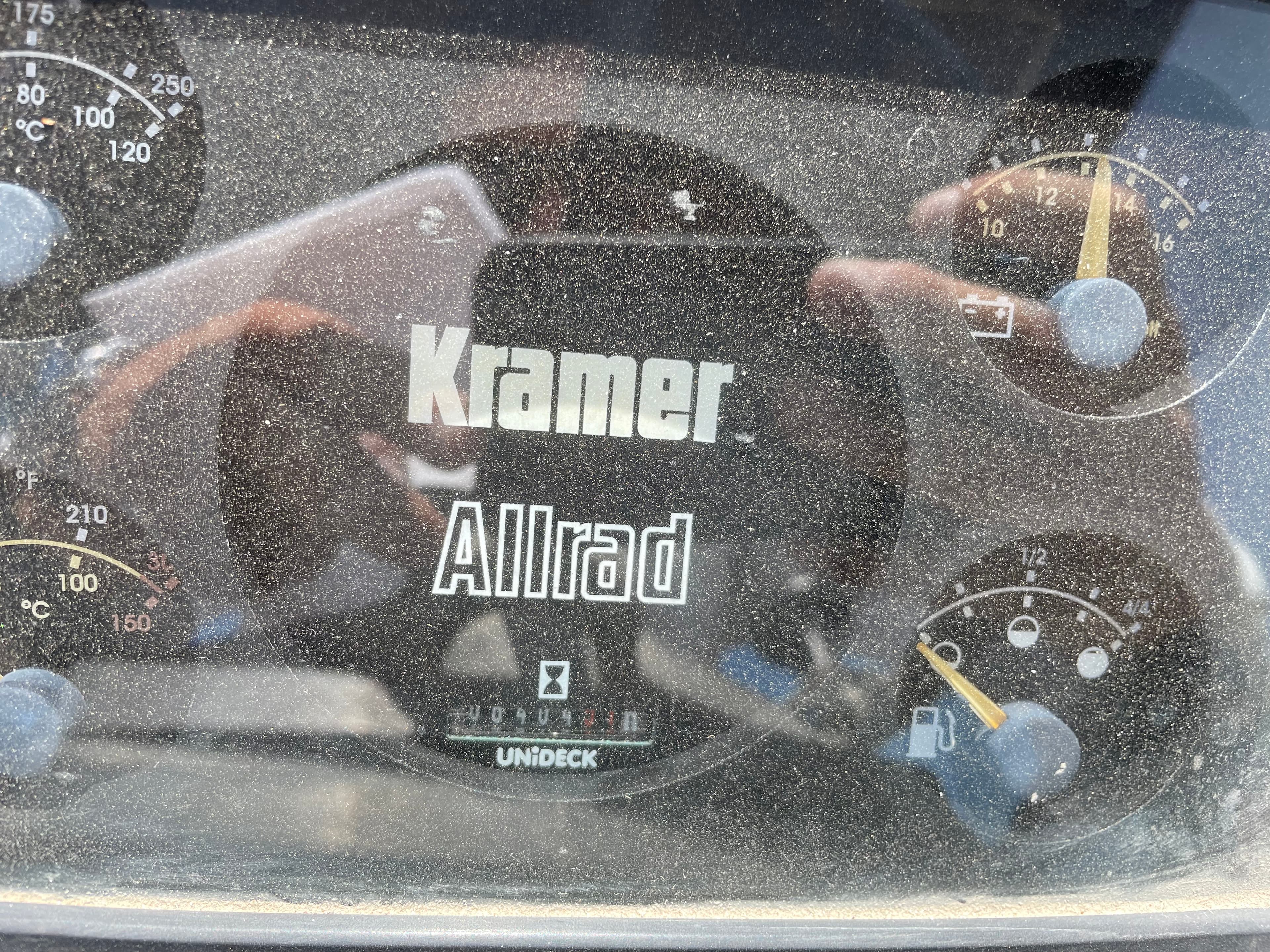 Pá Carregadora Kramer — imagem 7