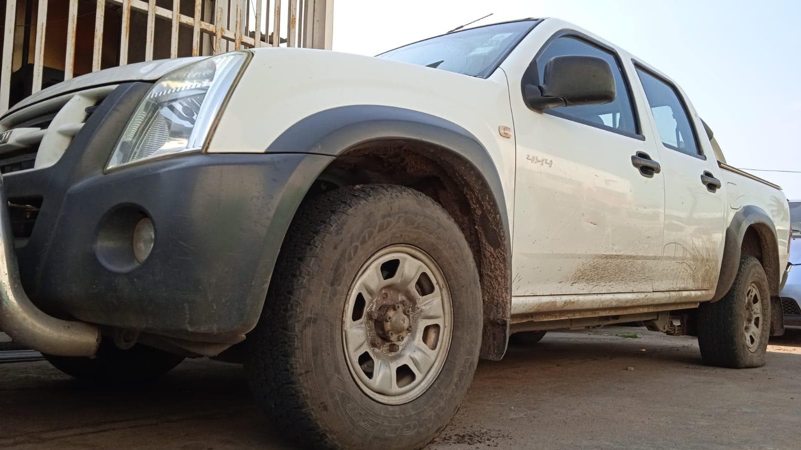 Isuzu KB 250D — imagen 3