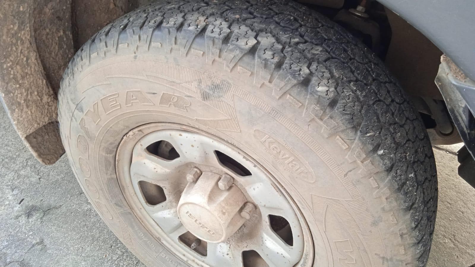 Isuzu KB 250D — imagen 5