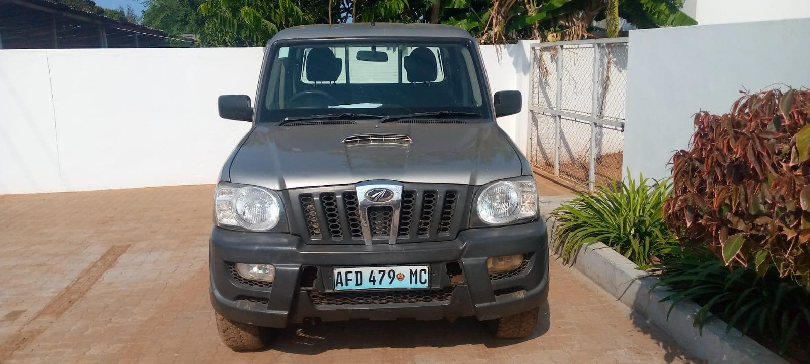 Mahindra PickUp 2.5 Turbo — imagen 3