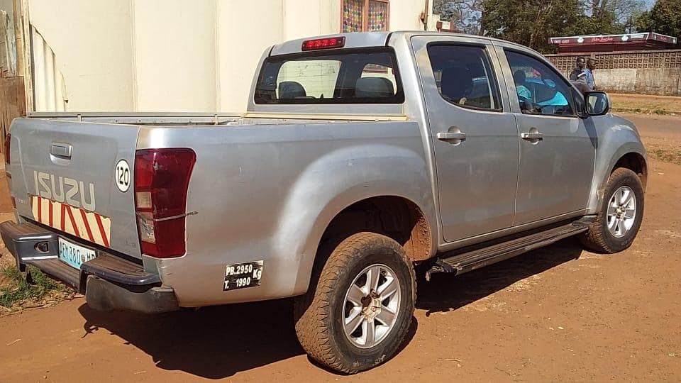 Isuzu KB 250D — imagem 8