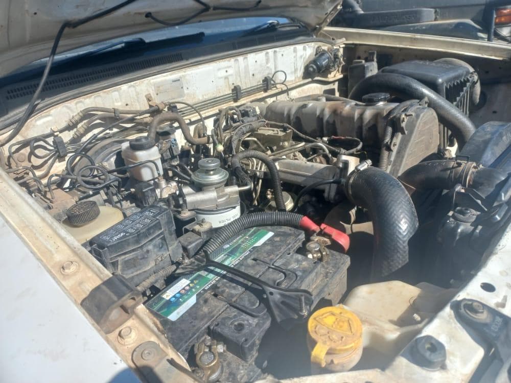 Mazda BT50 — image 8