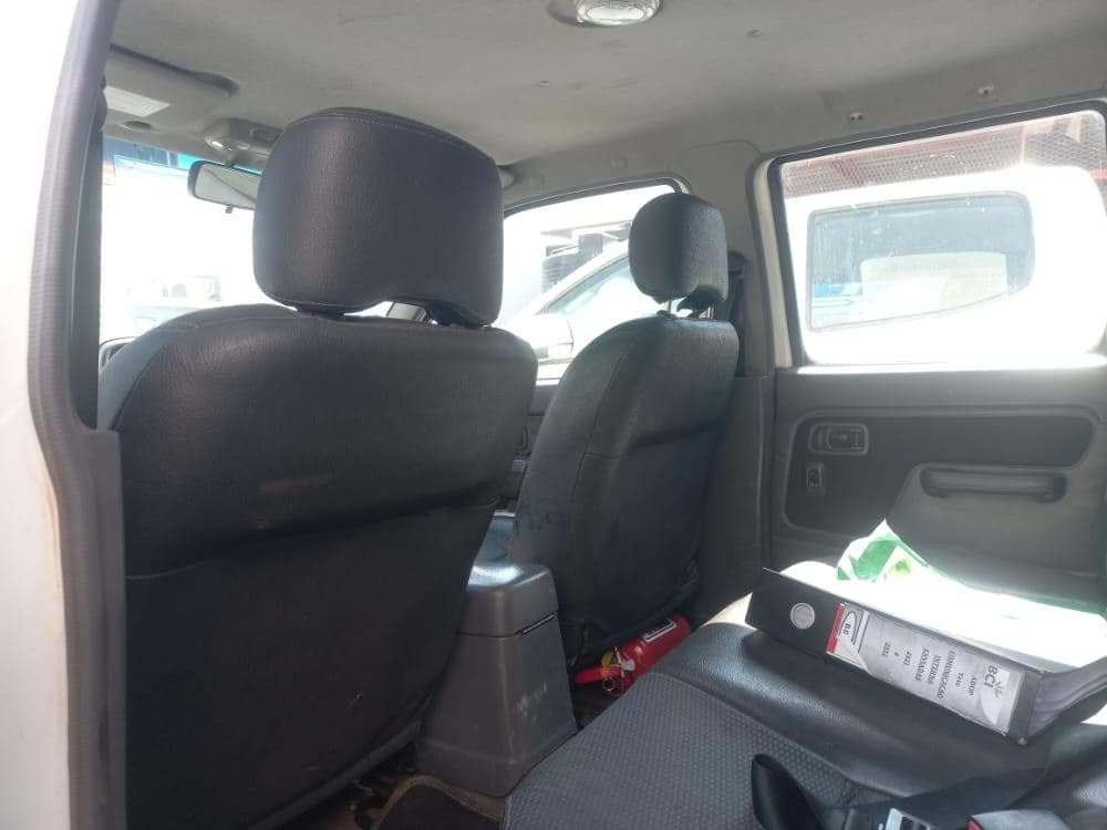 Nissan Hardbody NP300 — image 13