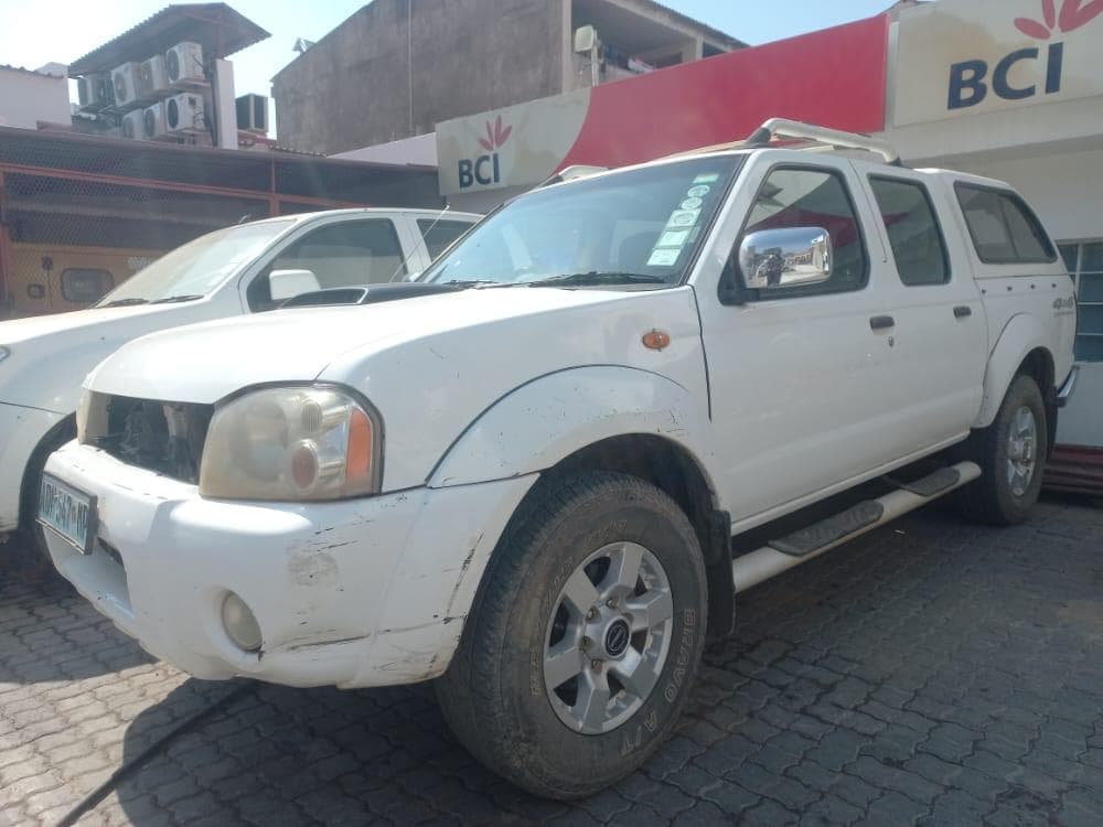Nissan Hardbody NP300 — image 20