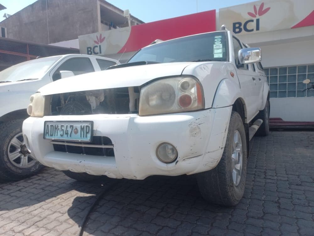 Nissan Hardbody NP300 — image 1