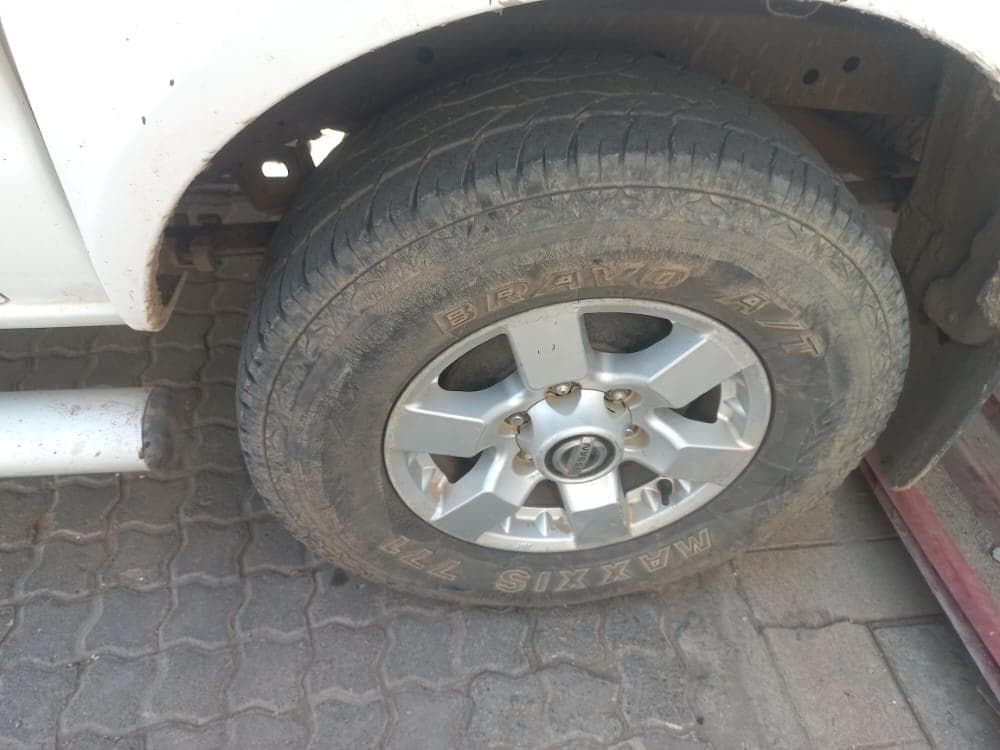 Nissan Hardbody NP300 — image 19