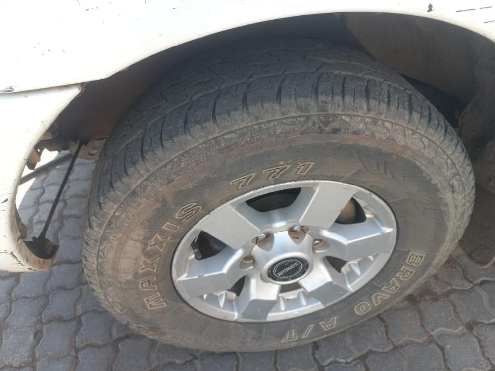 Nissan Hardbody NP300 — image 17
