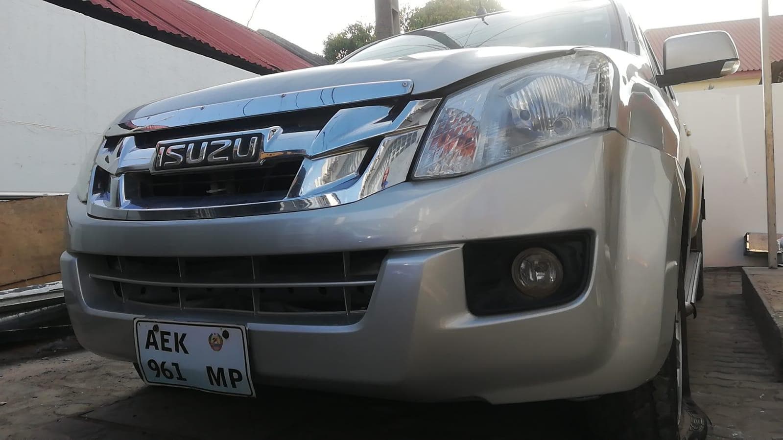 Isuzu KB250 — imagem 25
