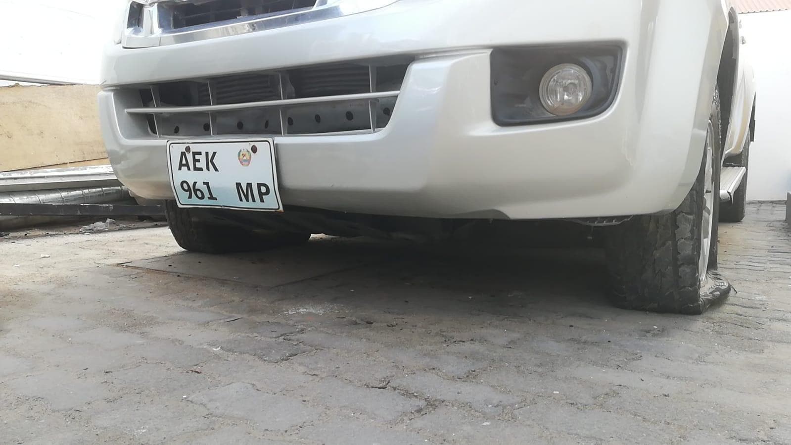 Isuzu KB250 — imagem 14