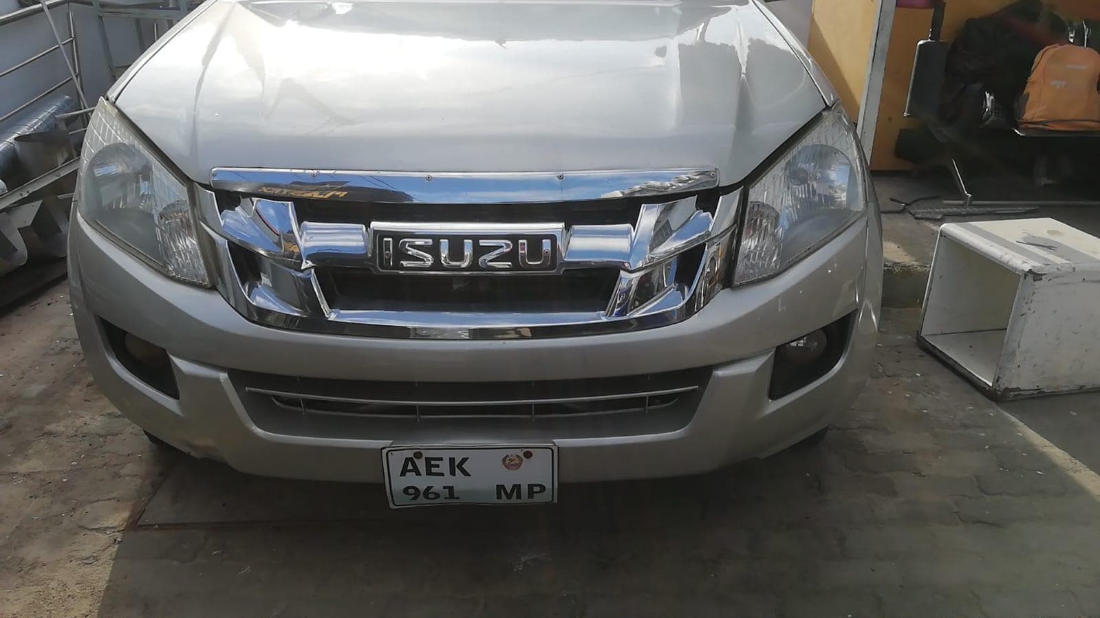 Isuzu KB250 — imagem 2