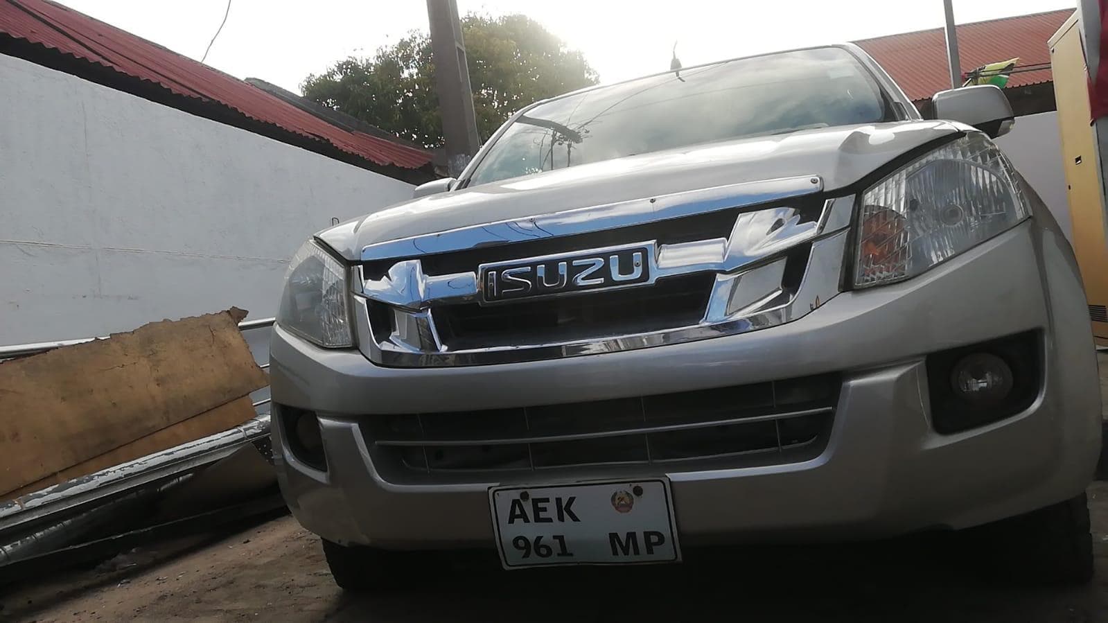 Isuzu KB250 — imagem 5