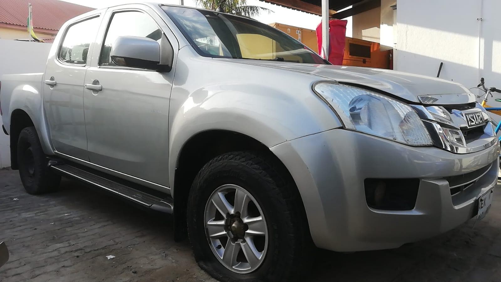 Isuzu KB250 — imagem 20