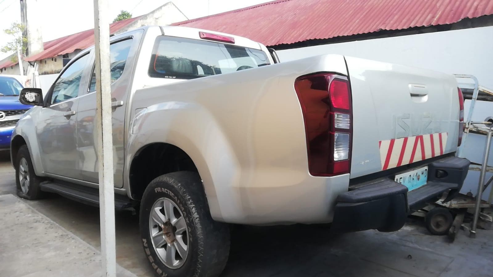 Isuzu KB250 — imagem 16