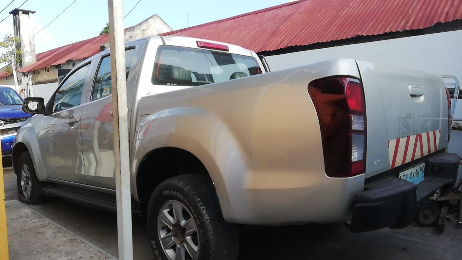 Isuzu KB250 — imagem 11