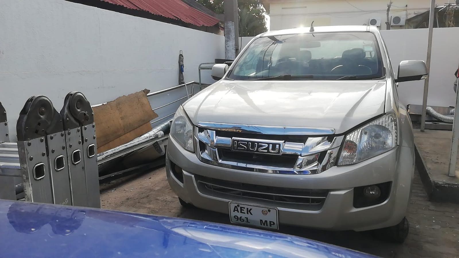 Isuzu KB250 — imagem 21
