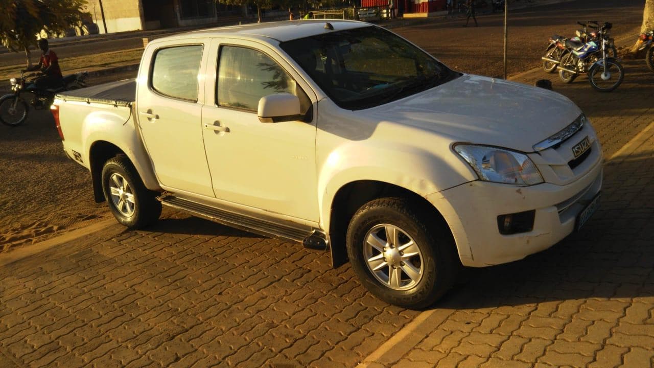 Isuzu KB 250D — imagen 7